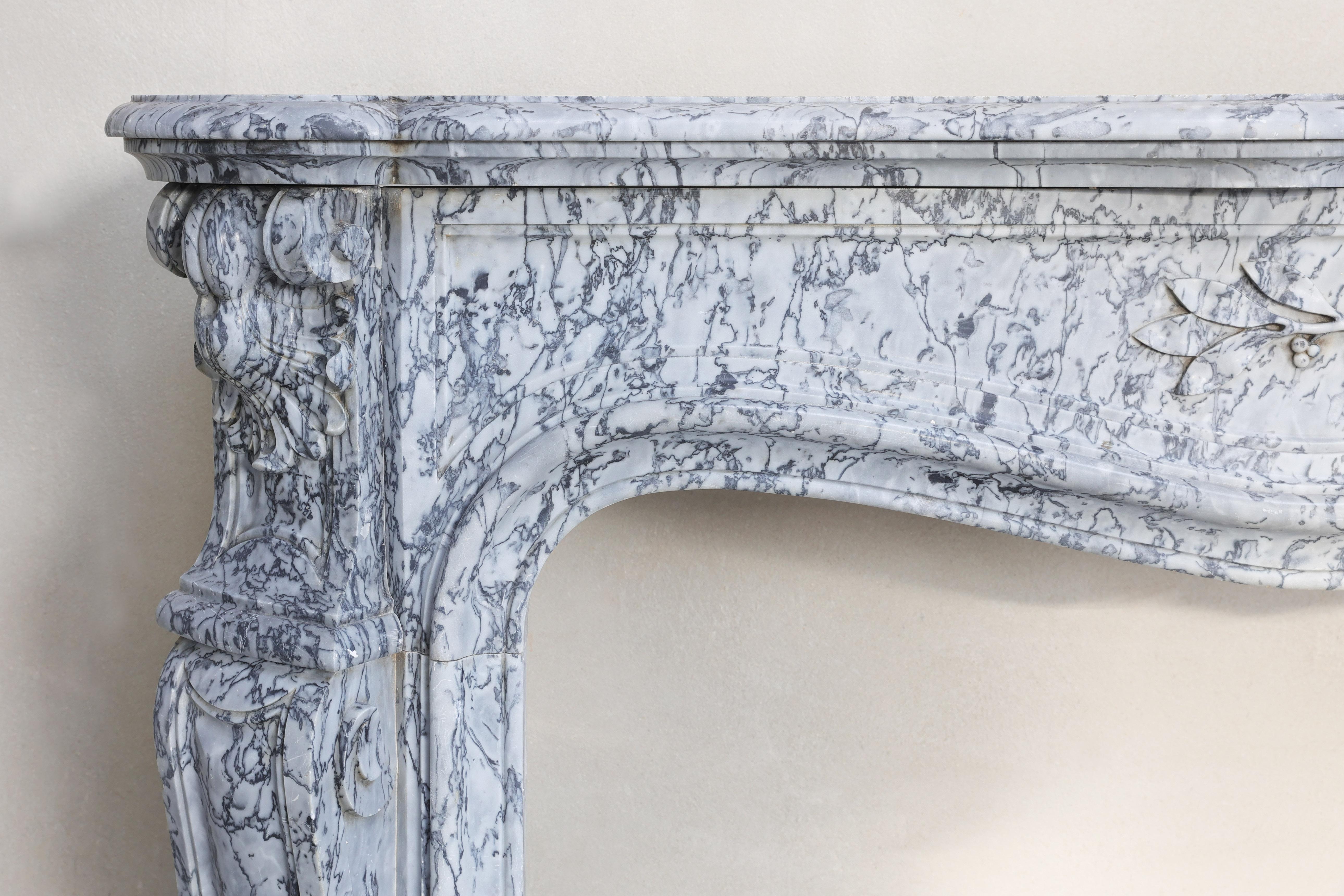 Blue Fleuri Marble Fireplace from the 19th Century in Style of Louis XV In Good Condition In Made, NL
