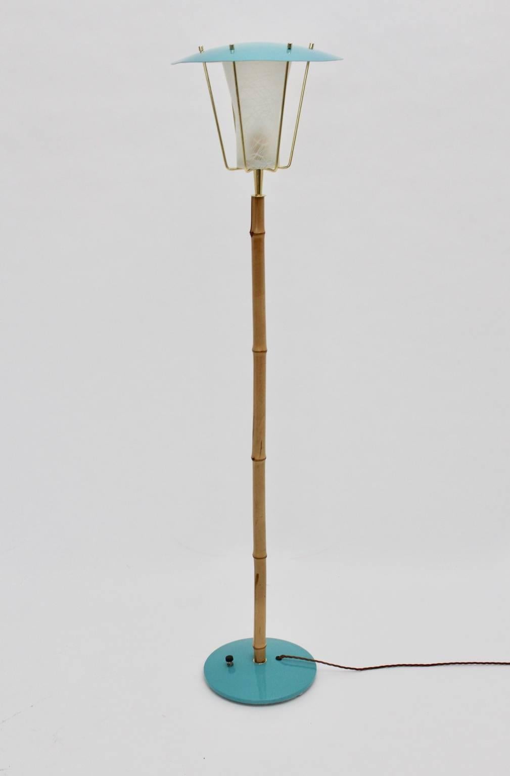 Mid Century Modern charming very rare vintage floor lamp is a real icon of Viennese design from 1960.
The floor lamp no 2081 named Karla was designed by J. T. Kalmar and produced by Kalmar circa 1960 Vienna.
The lamp was made of cast iron and metal