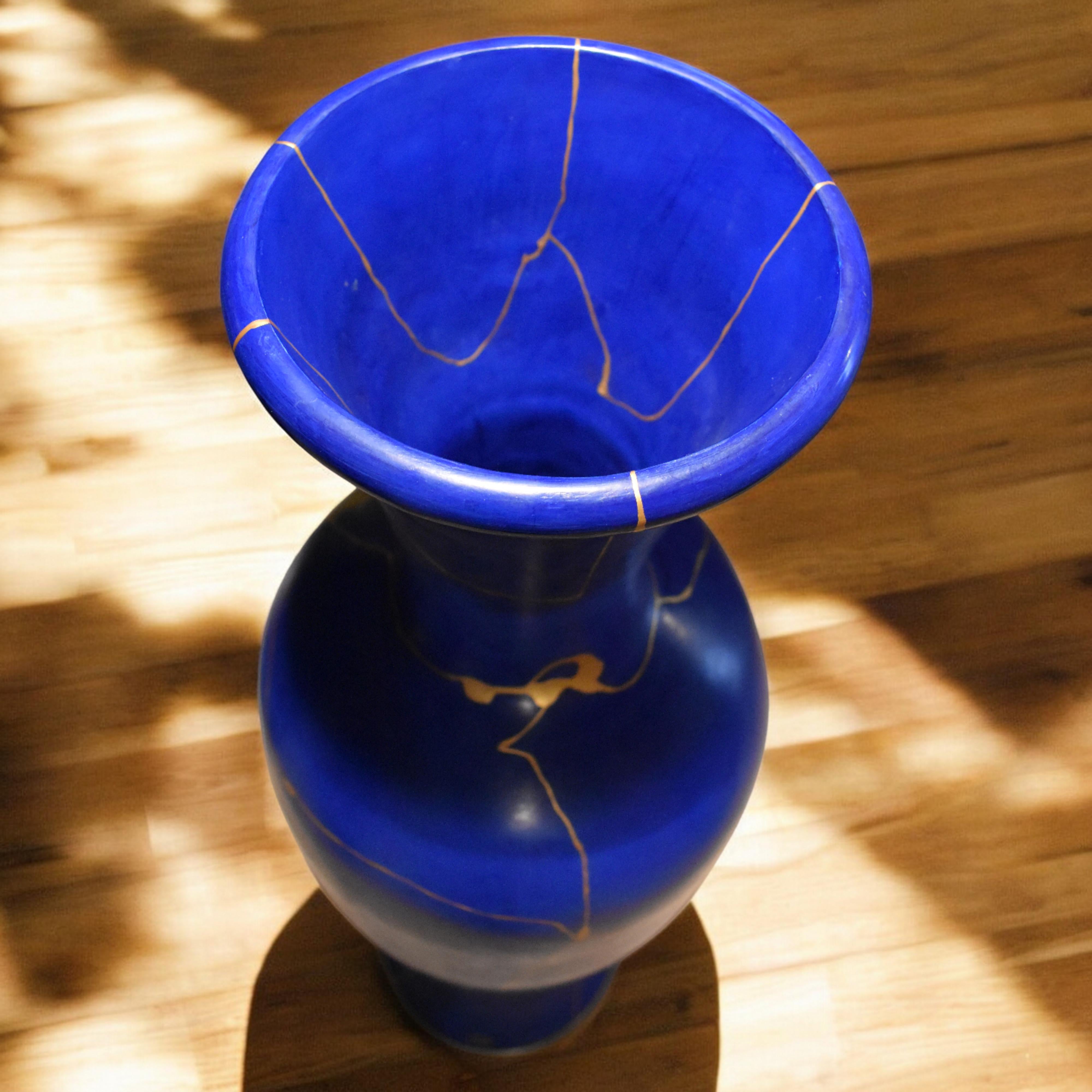 Vaso da terra blu Kintsugi In condizioni Nuovo in vendita a MEAUX, FR