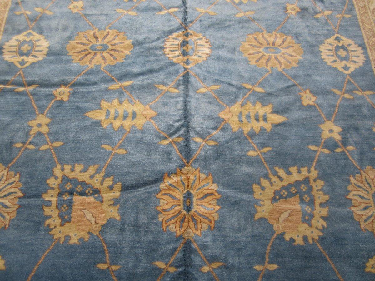 Hand-Knotted Blue Floral Motif Area Rug 