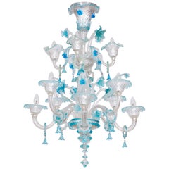 Araña doble de cristal de Murano con vivos motivos florales azules Años 90 Italia