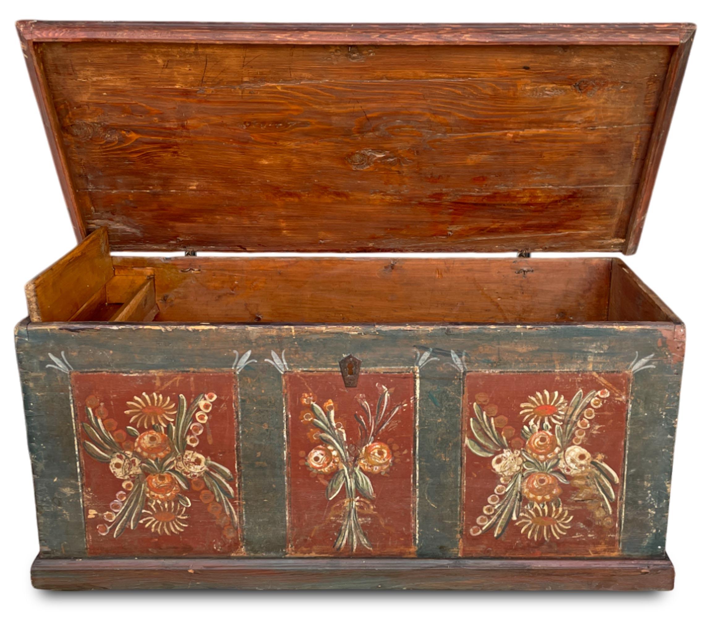 Blue Floral Painted Alpine Blanket Chest For Sale 10