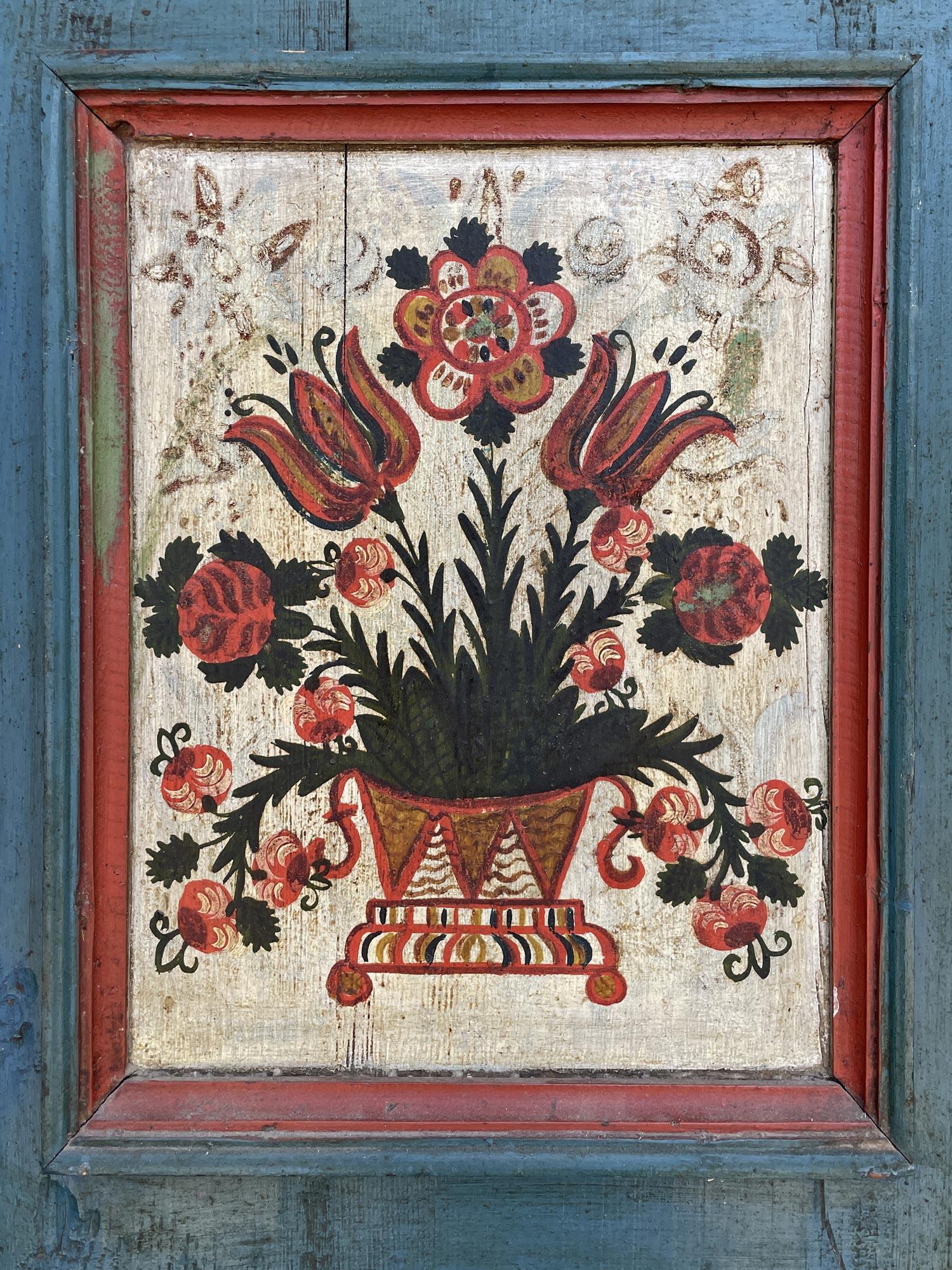 Blue Floral Painted Cupboard - European Alps - 18th Century 7