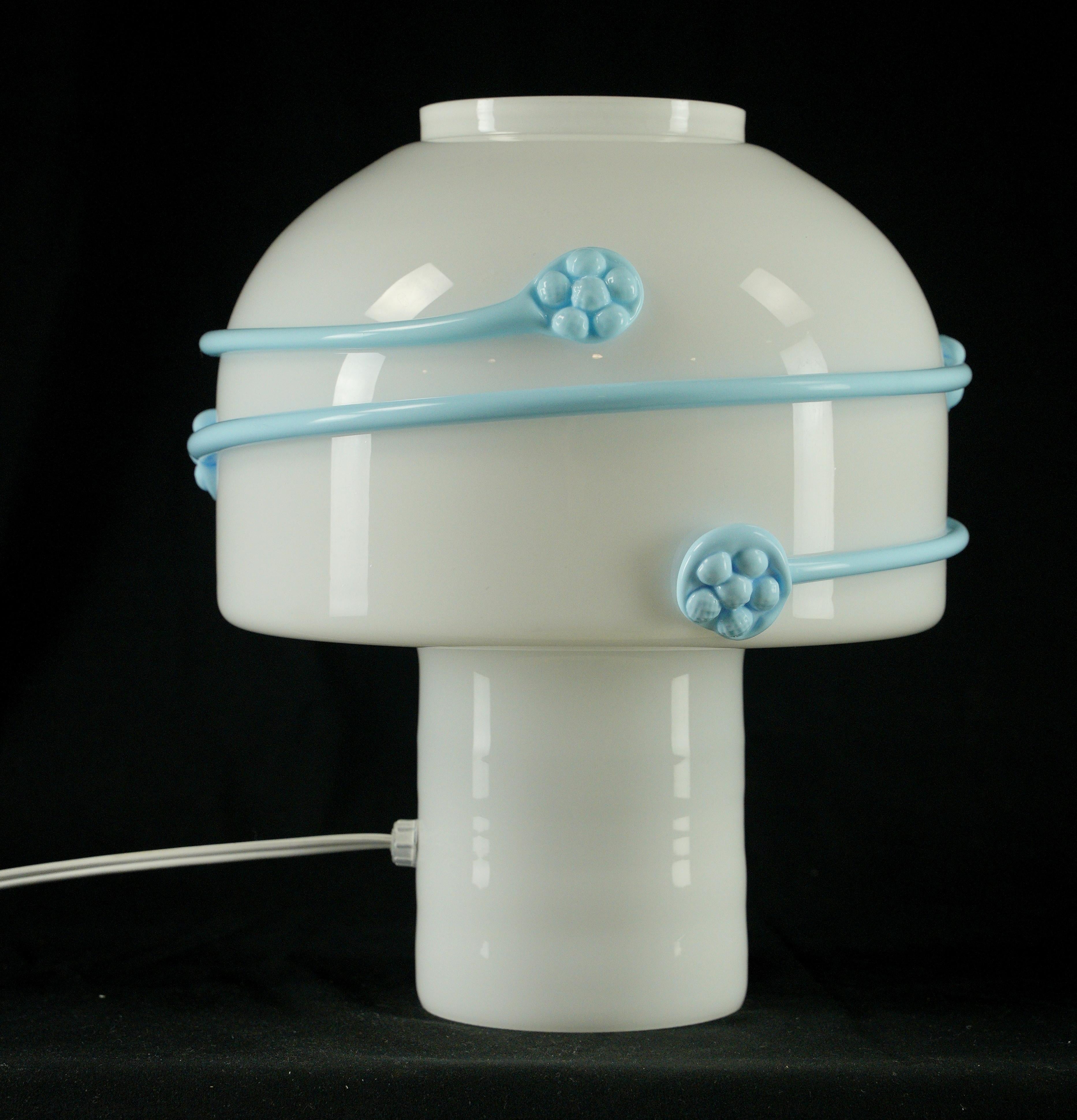 Blue Floral White Mushroom Murano Glass Table Lamp For Sale 2