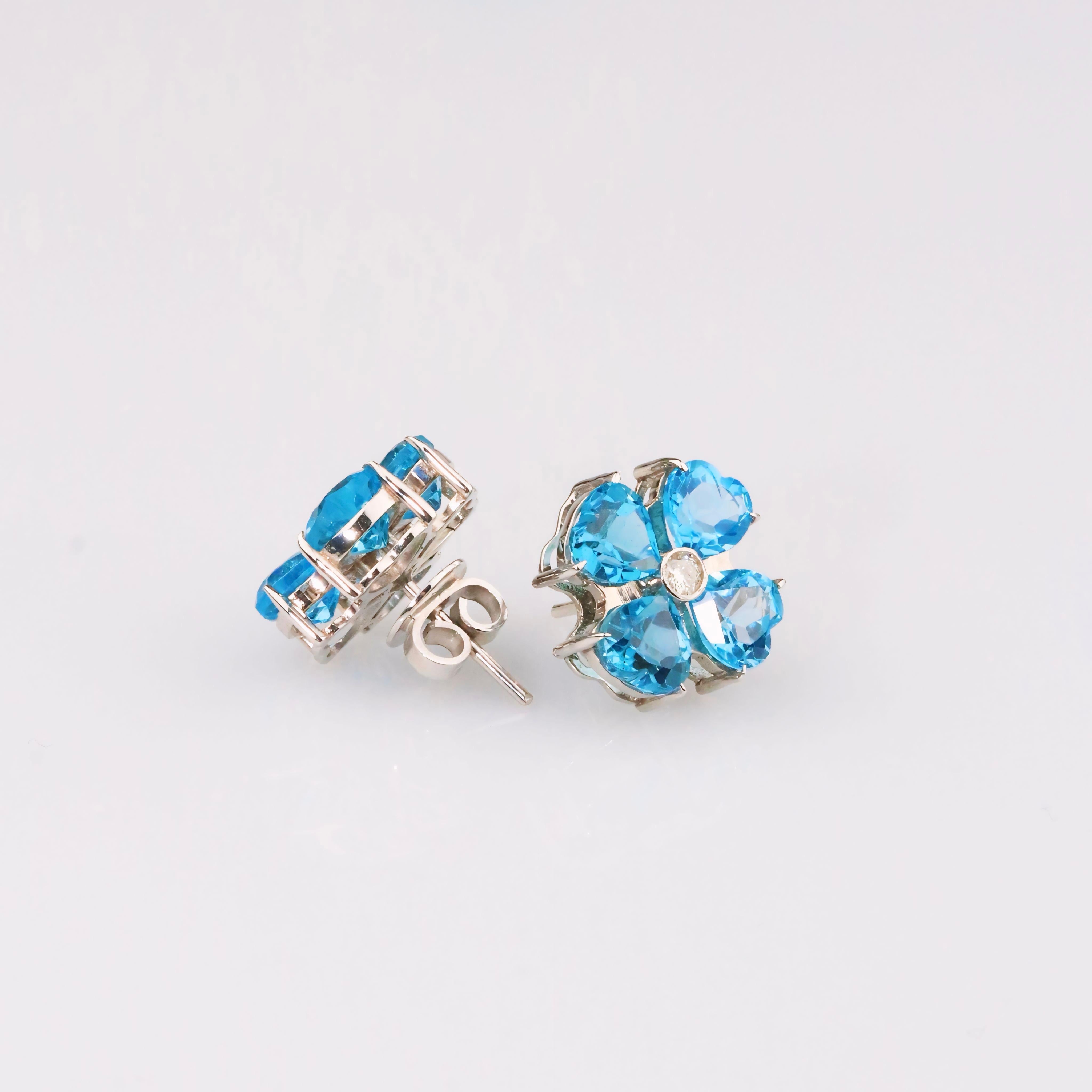 Blue Flower Earrings & Diamond - 18K Solid White Gold - Swiss Topaz For Sale 1