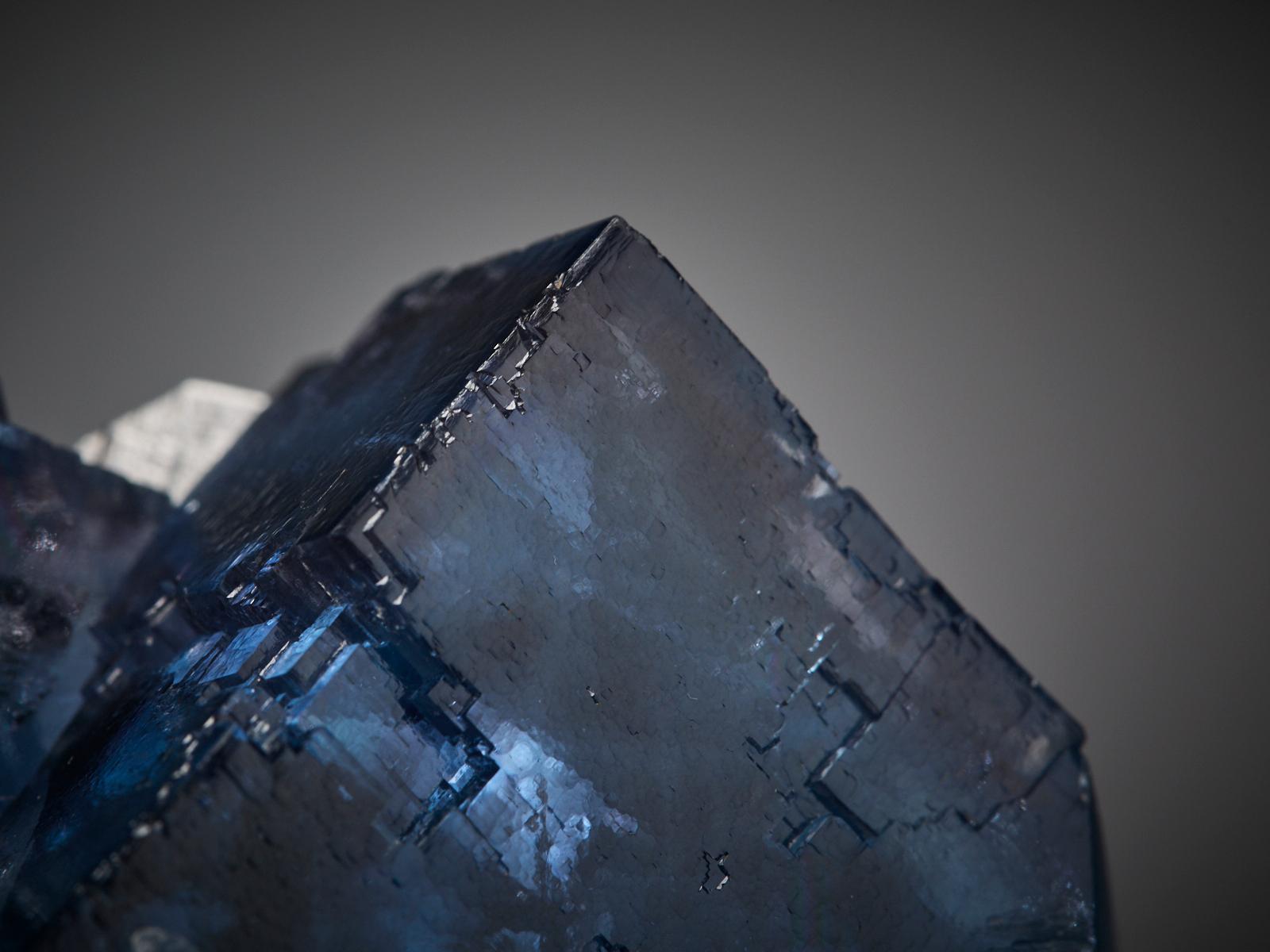 Blue Fluorite on White Quartz For Sale 4