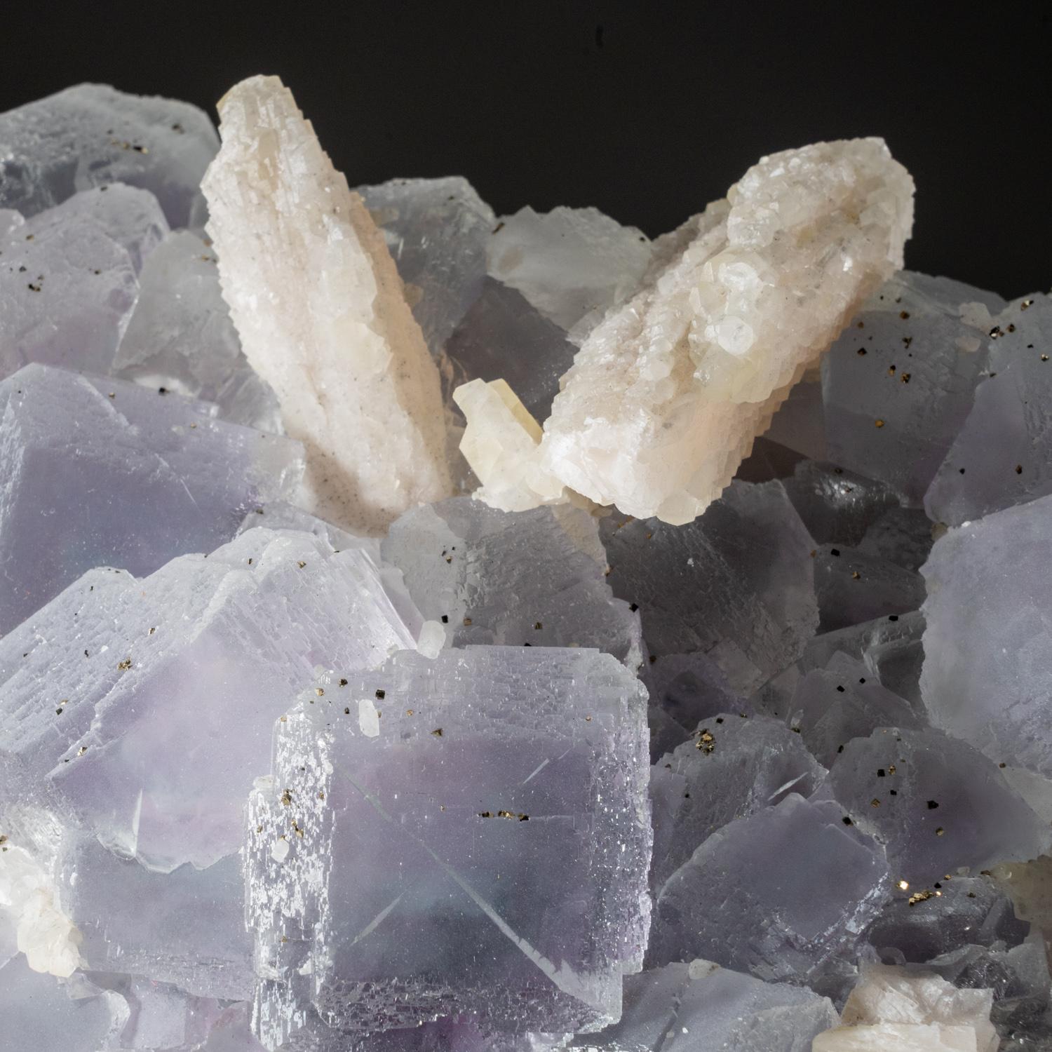 Chinese Blue Fluorite with Calcite Crystal from Hunan Province, China For Sale