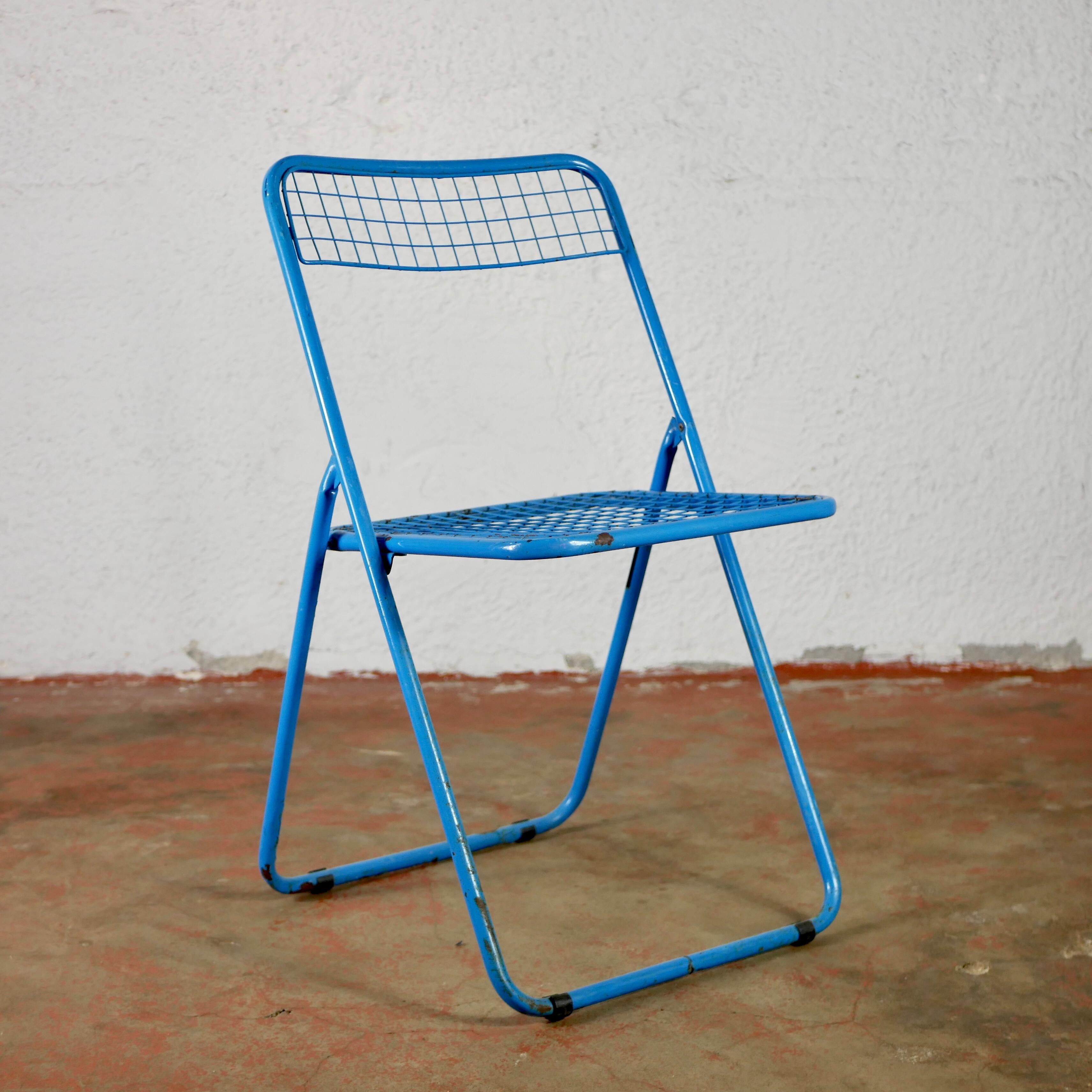 Beautiful blue folding chair, model Ted Net, designed by Niels Gammelgaard for Ikea in the 1980s.
We also have 4 white and 2 green Ted Net chairs for a mix and match set.
In good condition, nice patina.
  