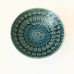 Blue Footed Pottery Bowl