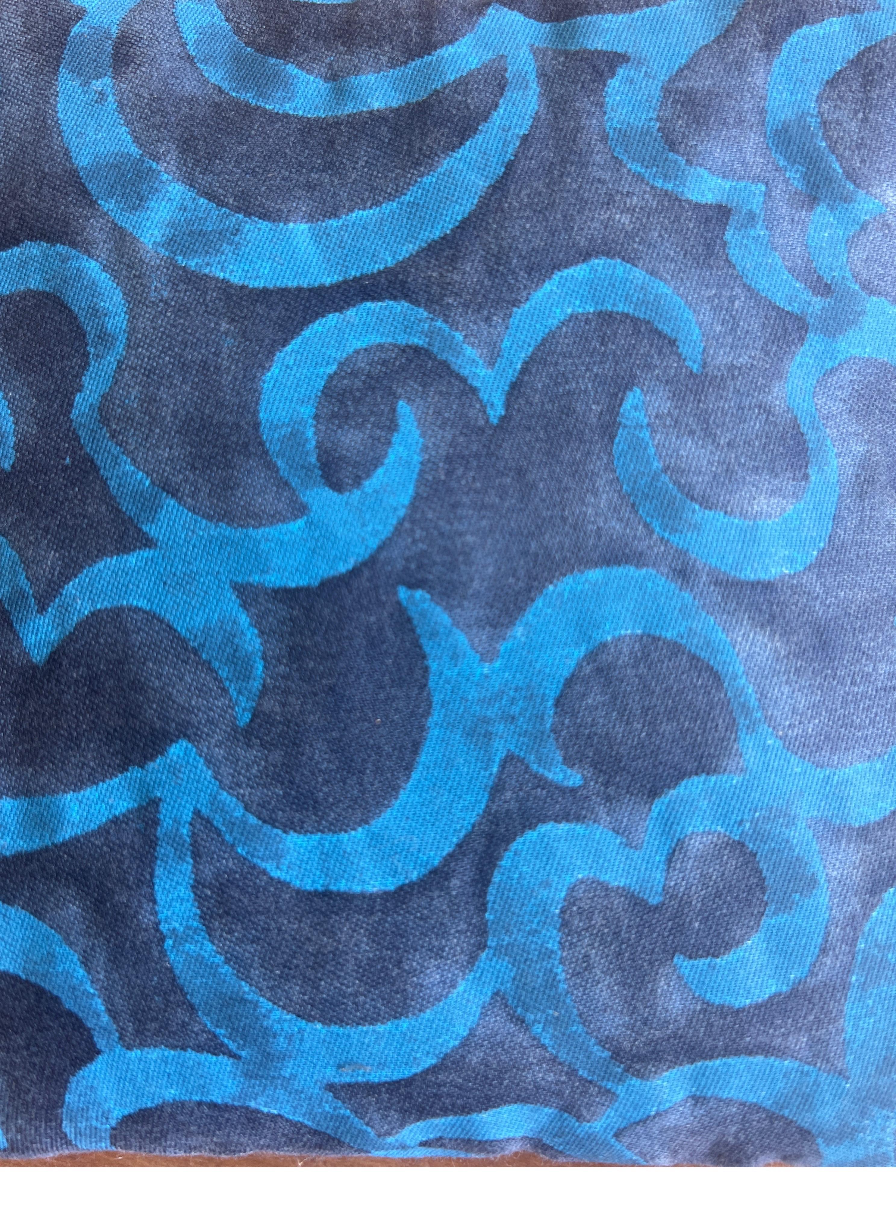 Rococo Fortuny sac à main bleu rempli de lavande en vente