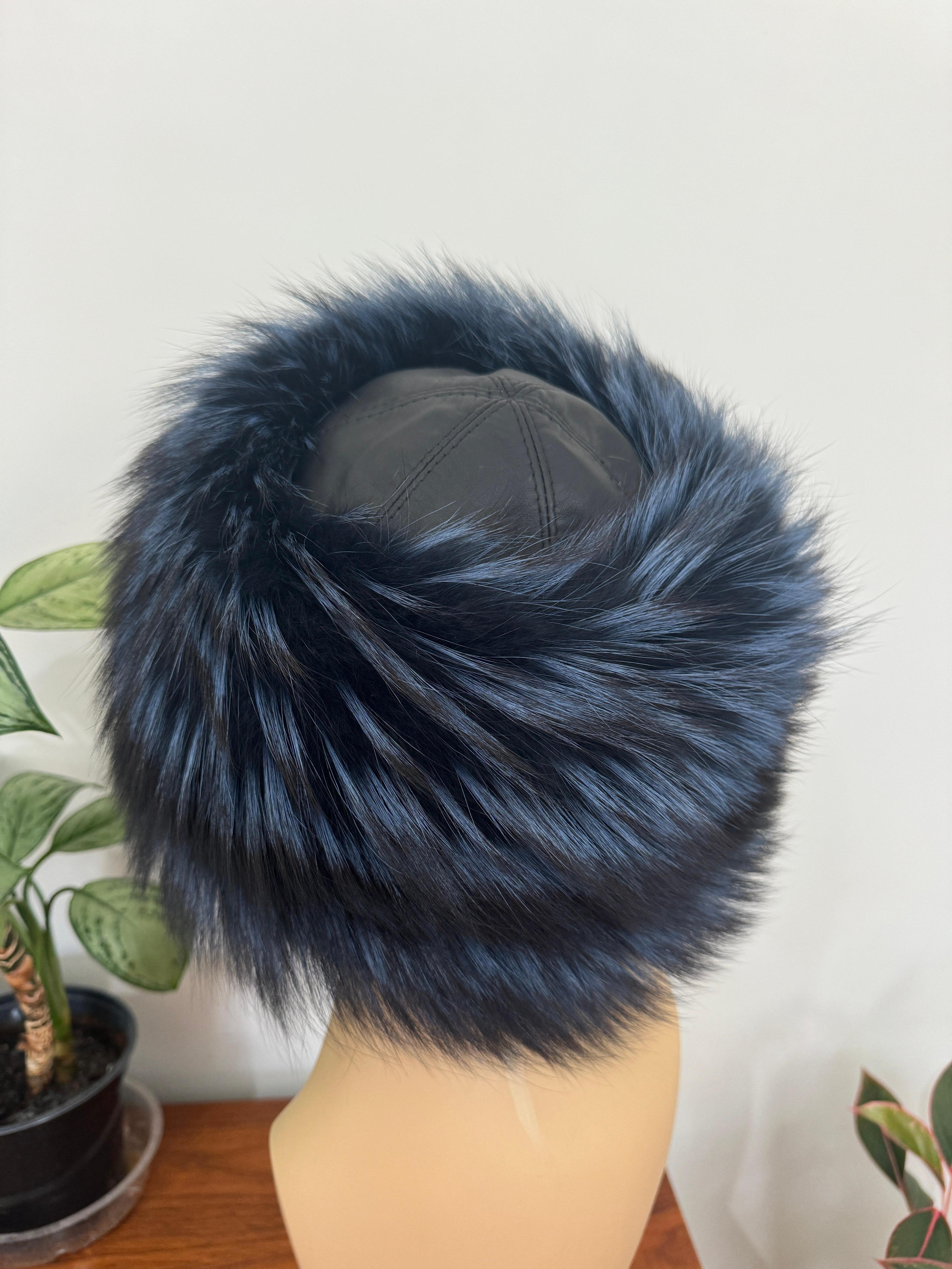 Cappello in pelle e volpe blu  Lafuria in vendita 6