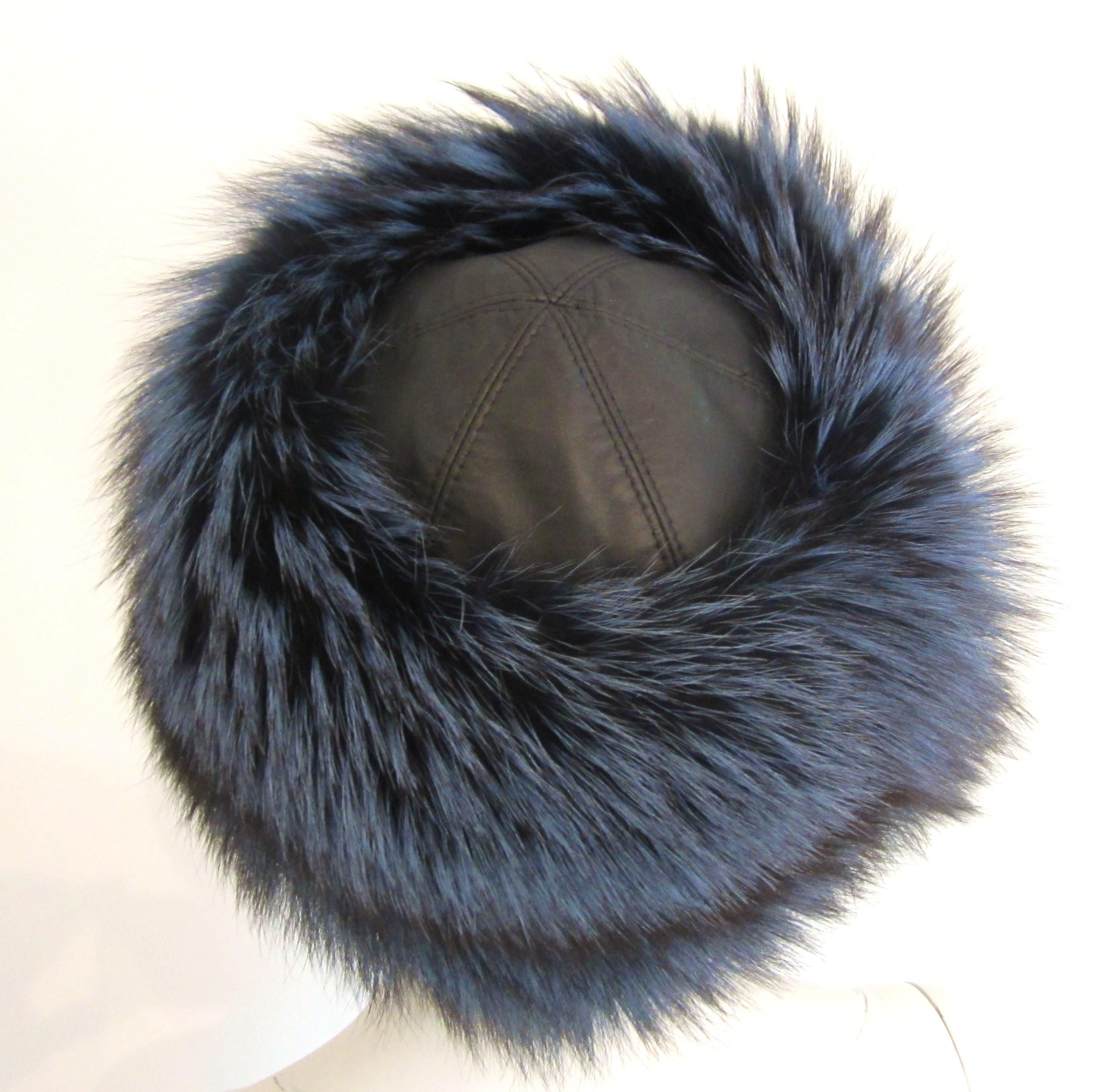 Blue Fox & Leather Hat  Lafuria  In Excellent Condition For Sale In Wallkill, NY