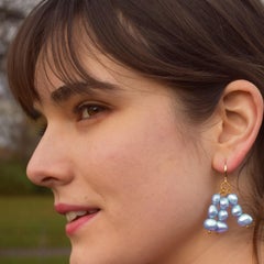 Boucles d'oreilles en perles d'eau douce bleues par Ifemi Jewels