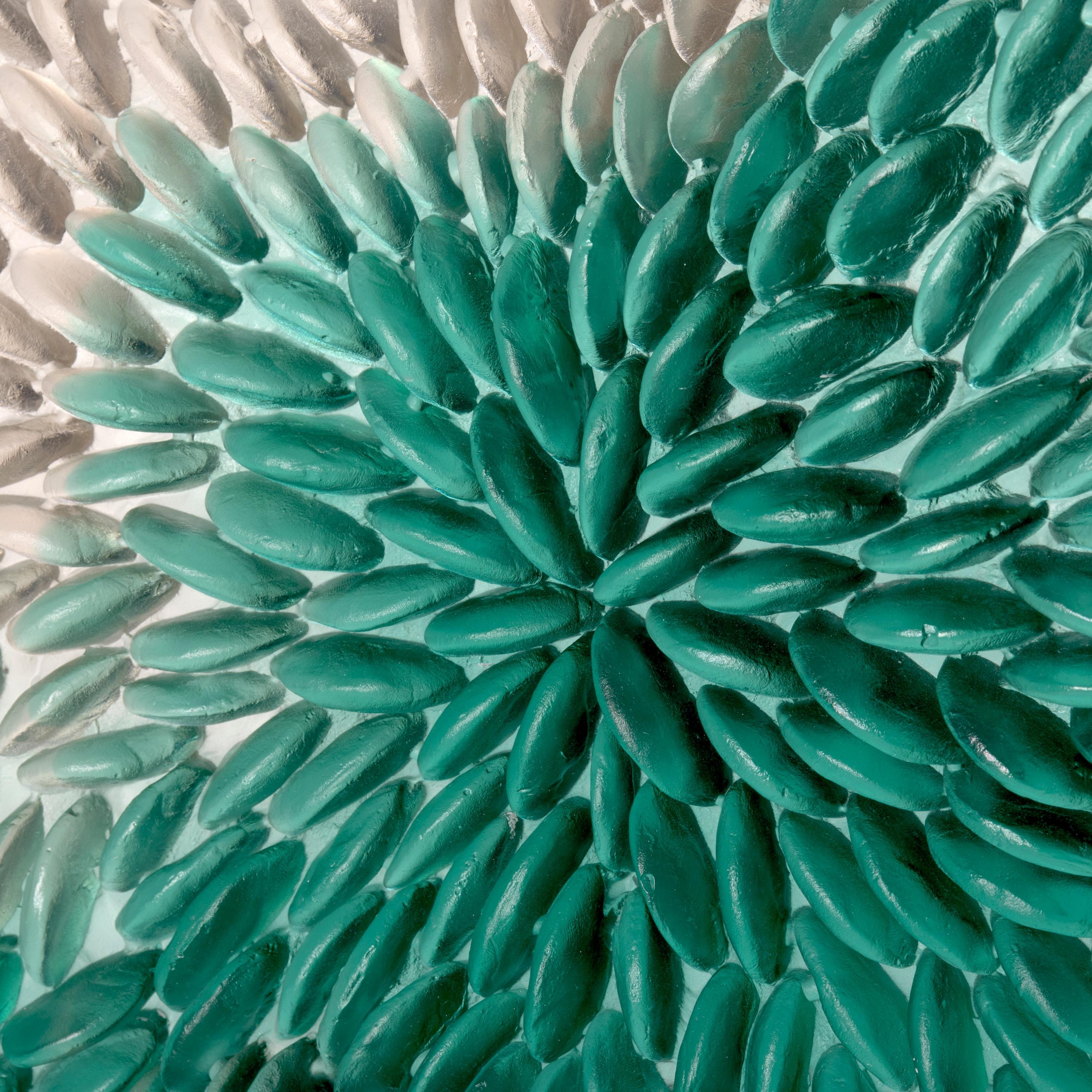 Blue Fungi, una scultura in vetro trasparente e verde scuro di Nina Casson McGarva In condizioni Nuovo in vendita a London, GB