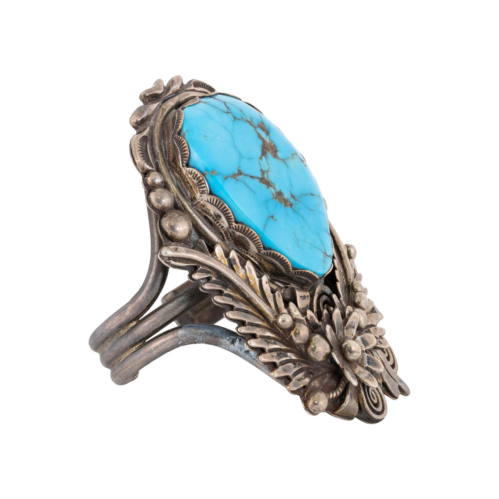 Native American Blue Gem Turquoise Bracelet and Pendant Set For Sale