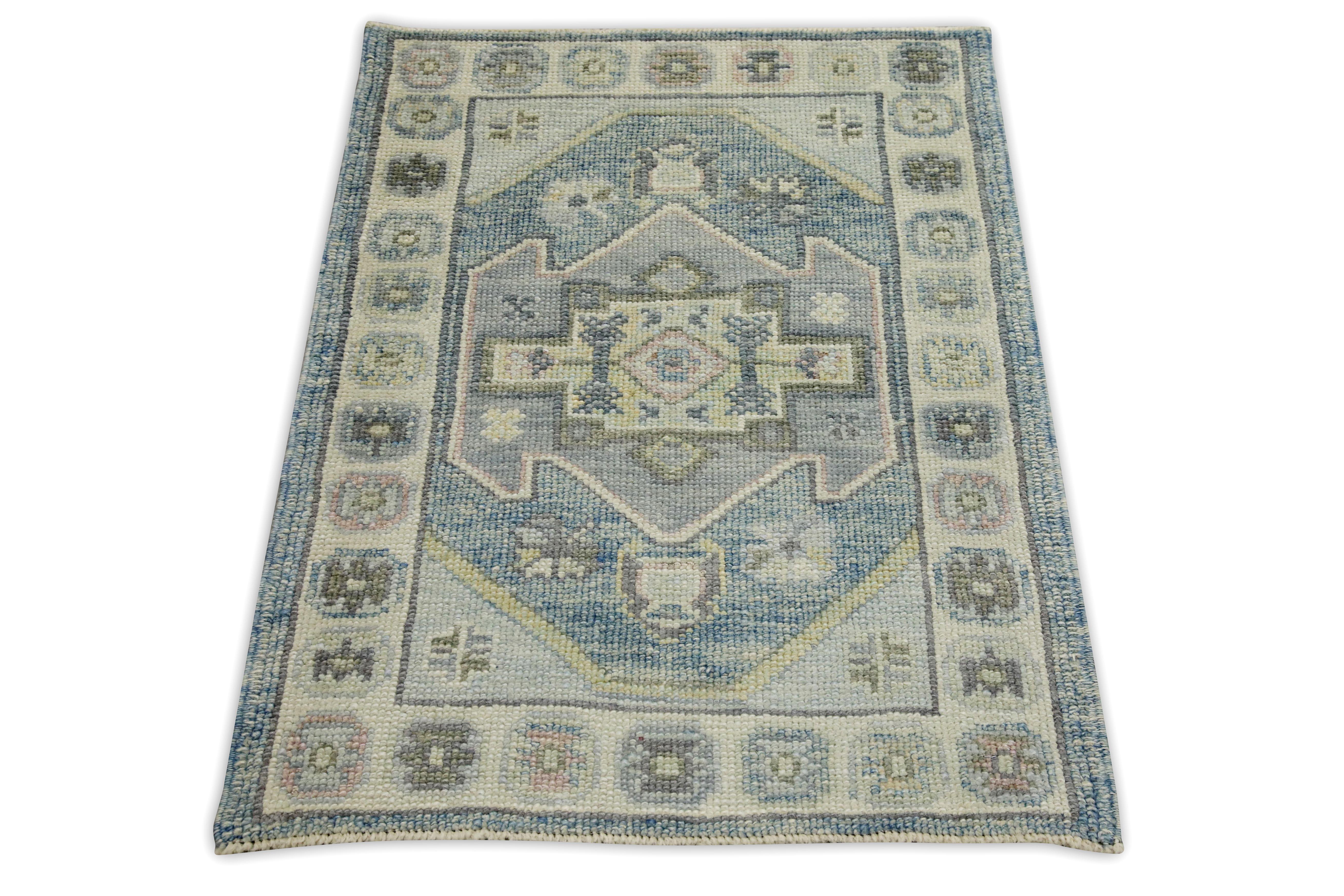 Blue Geometric Design Handwoven Wool Turkish Oushak Rug In New Condition For Sale In Houston, TX