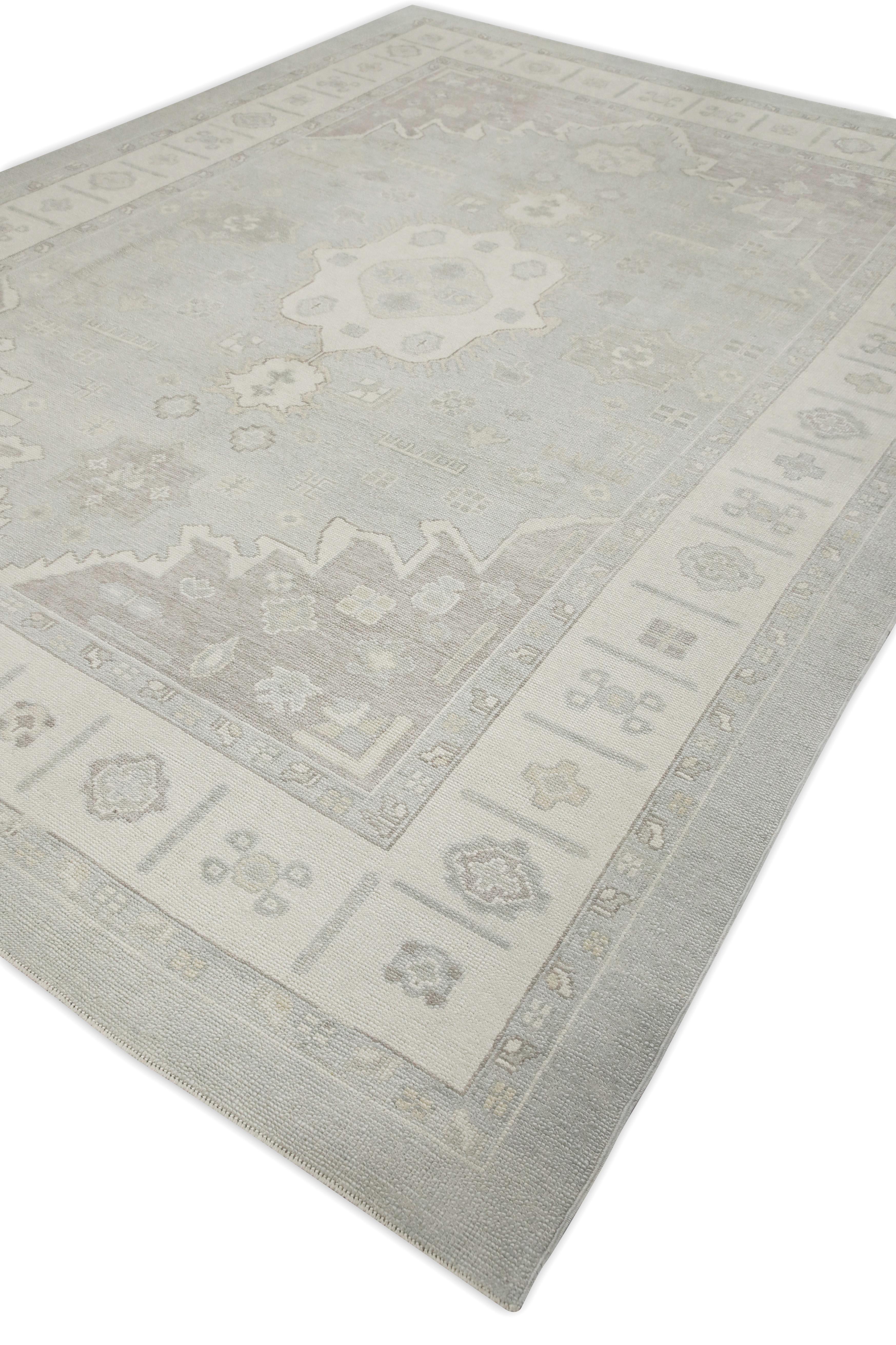 Blauer handgewebter türkischer Oushak-Teppich aus Wolle mit geometrischem Design 8'11