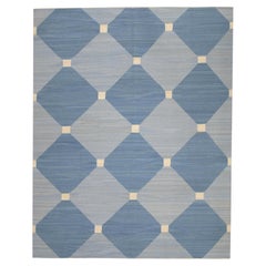 Blauer handgefertigter Flachgewebe-Wollteppich in geometrischem Design 9'4" x 11'11"