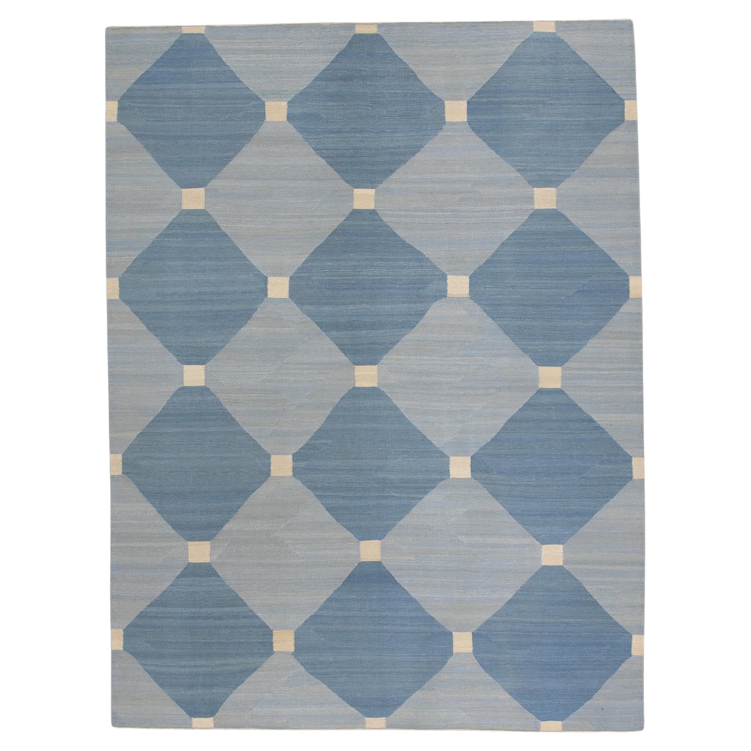 Blauer handgefertigter blauer geometrischer Flachgewebe-Wollteppich 8'4" x 10'11" - Türkischer Kelim