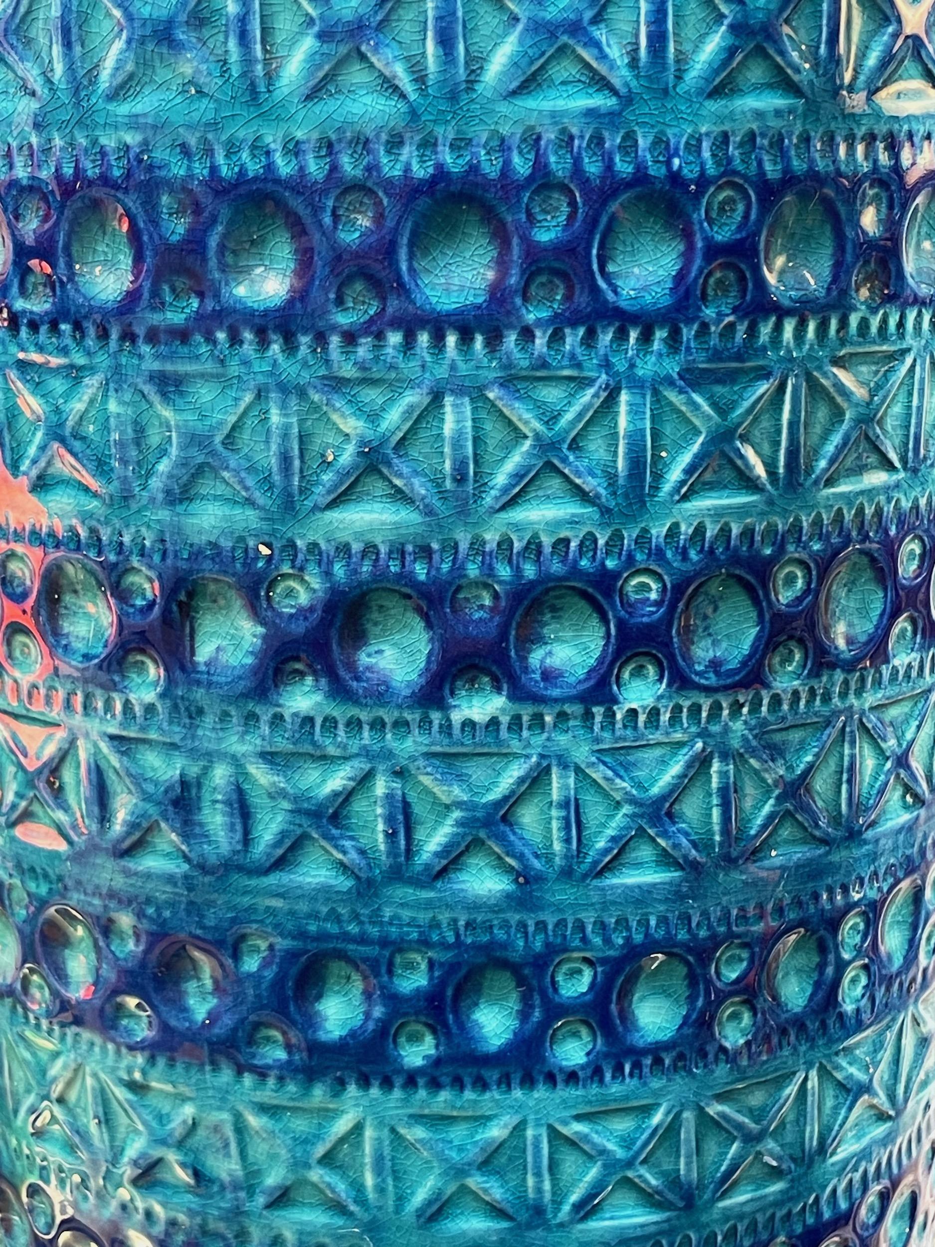 20ième siècle Grand vase bleu à motif géométrique, France, milieu du siècle dernier en vente