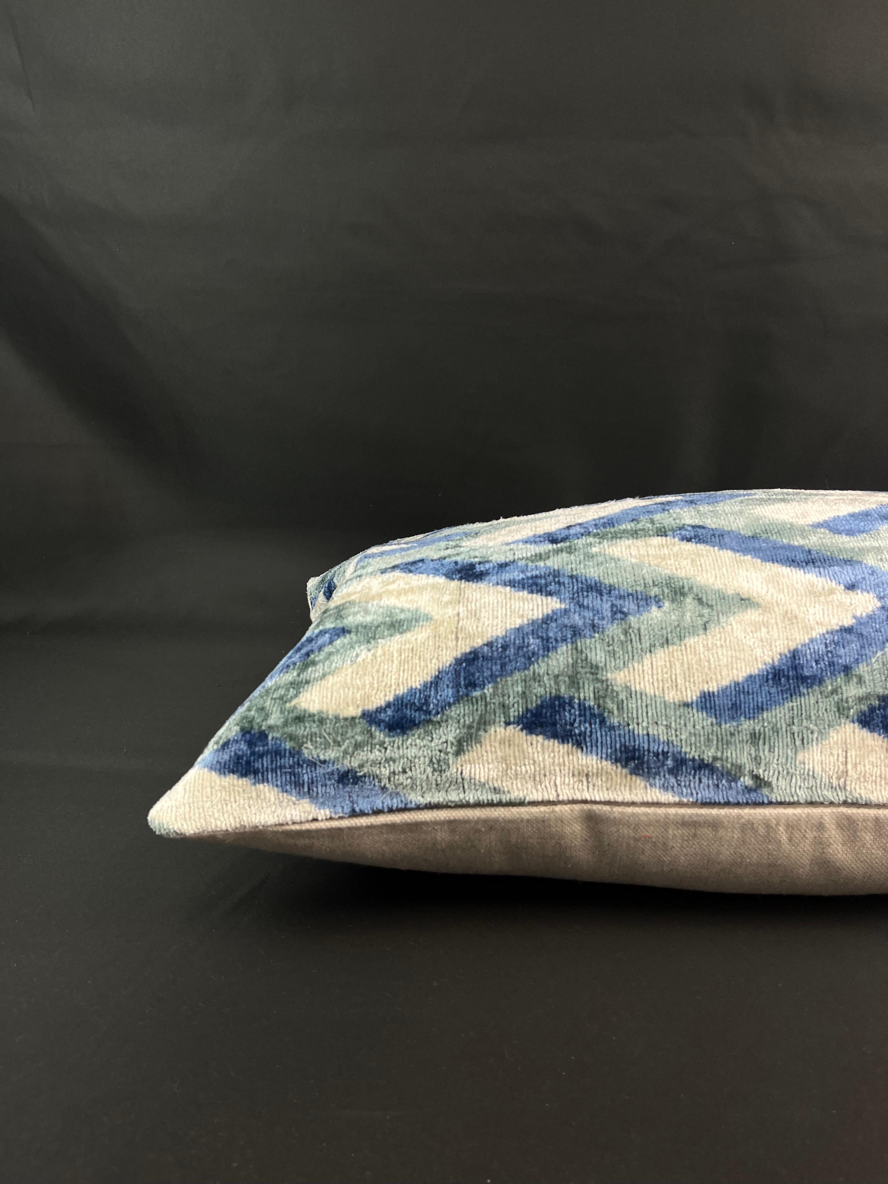 Turkish Blue Geometric Velvet Silk Ikat Pillow Cover For Sale