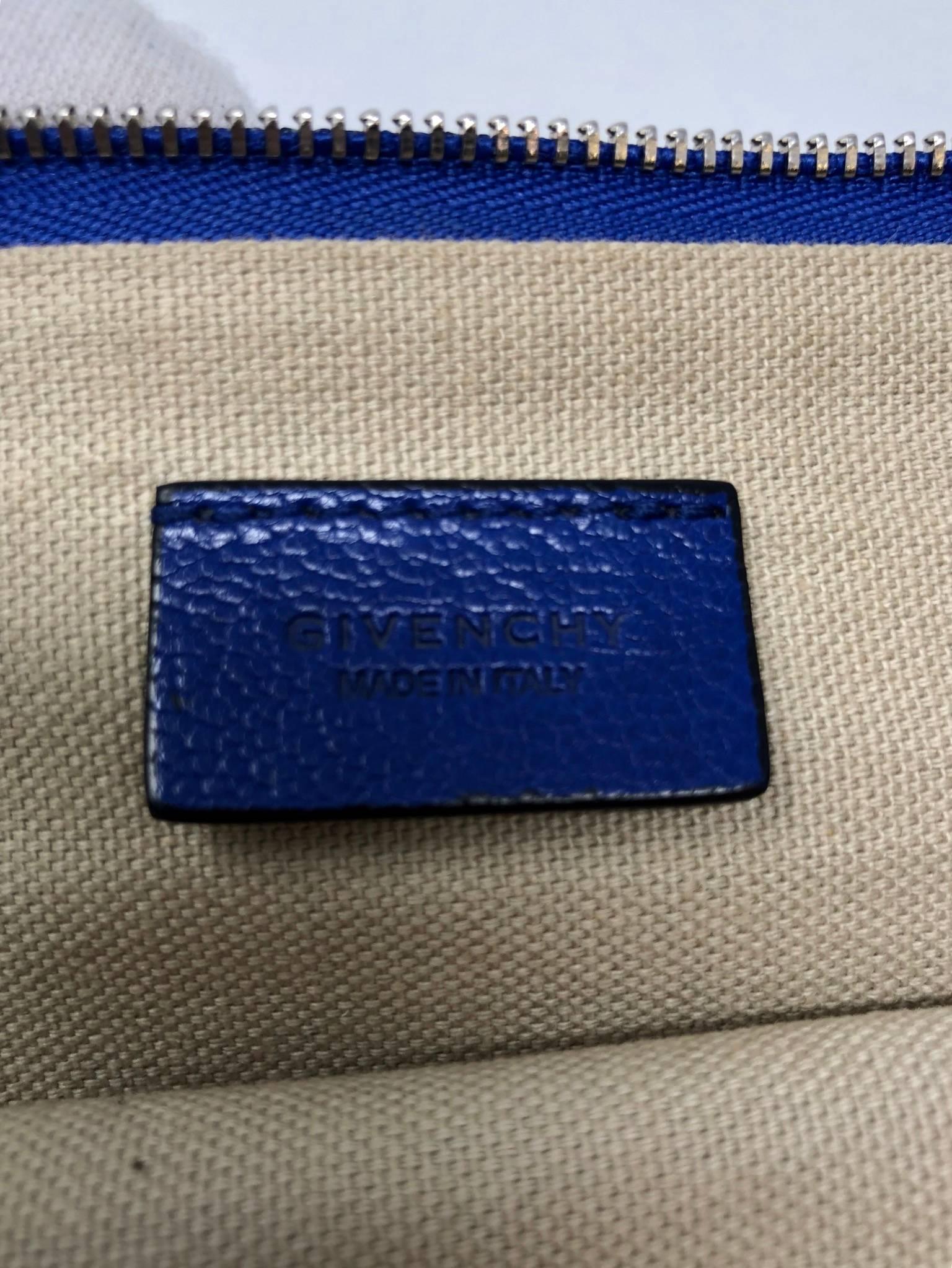 Blue Givenchy Clutch In Good Condition In Athens, GA