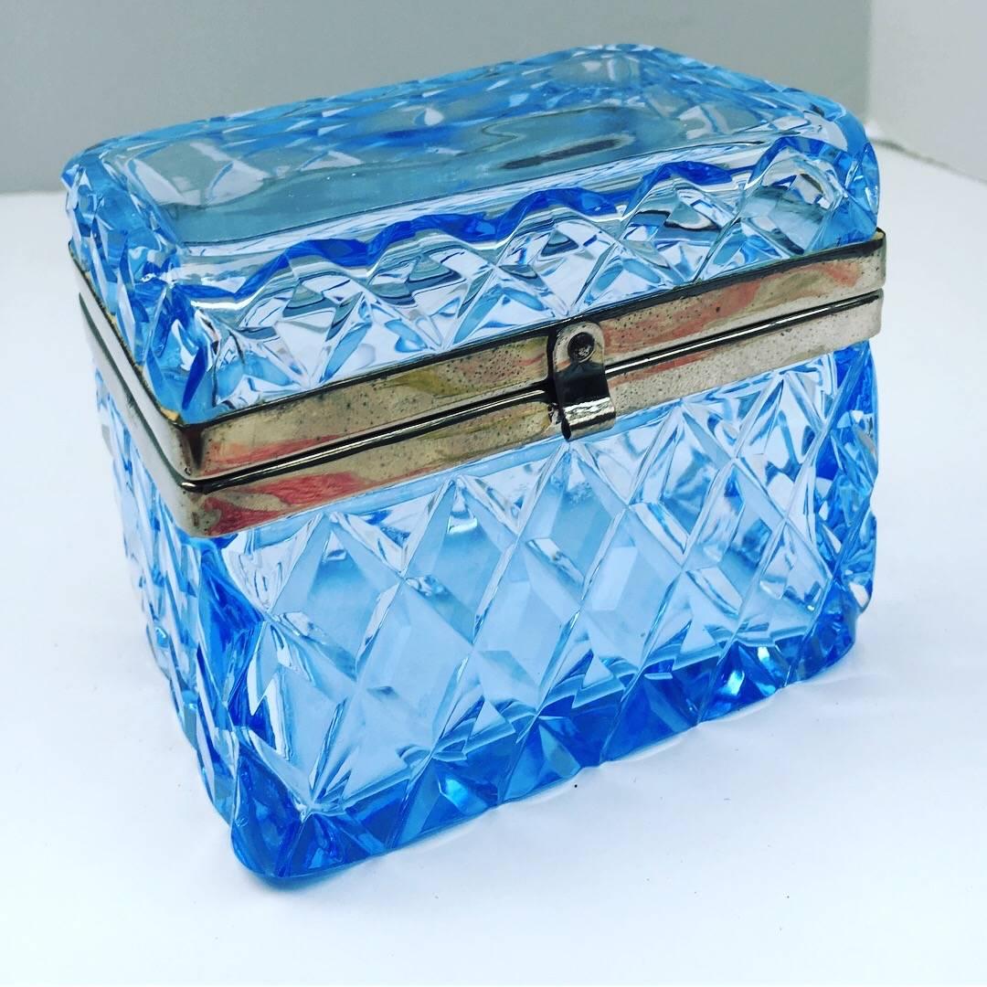 A brilliant and unique color of blue Murano glass with a chrome closure - a beautiful piece of the dressing table of vanity - storage of anything for pearls to paperclips!