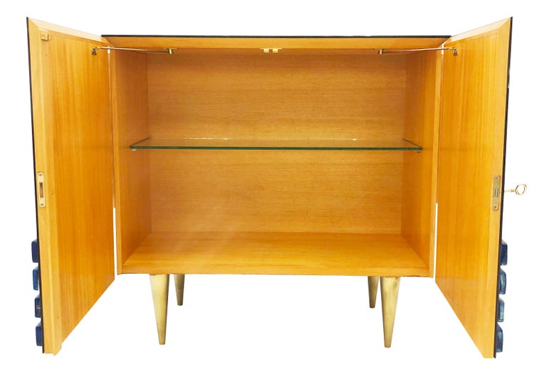 Blue Glass Cabinet by Interno 43 for Gaspare Asaro In New Condition For Sale In New York, NY