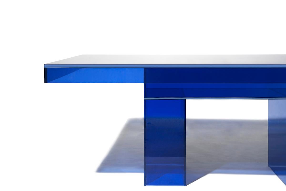 Contemporary Null Blue Glass Clear Transition Color Dining Table by Studio Buzao Customizable For Sale
