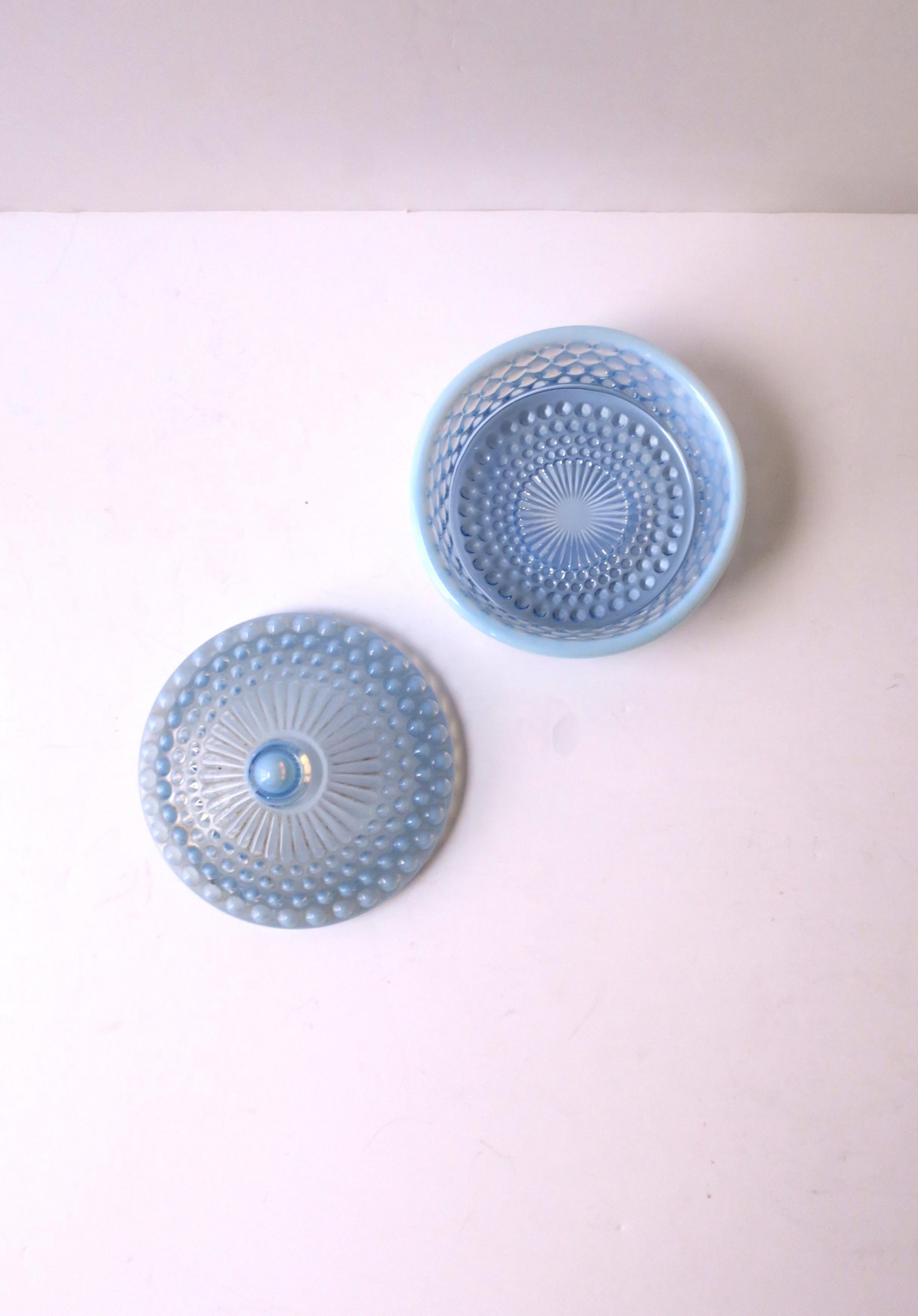 Blue Glass Hobnail Box In Excellent Condition For Sale In New York, NY