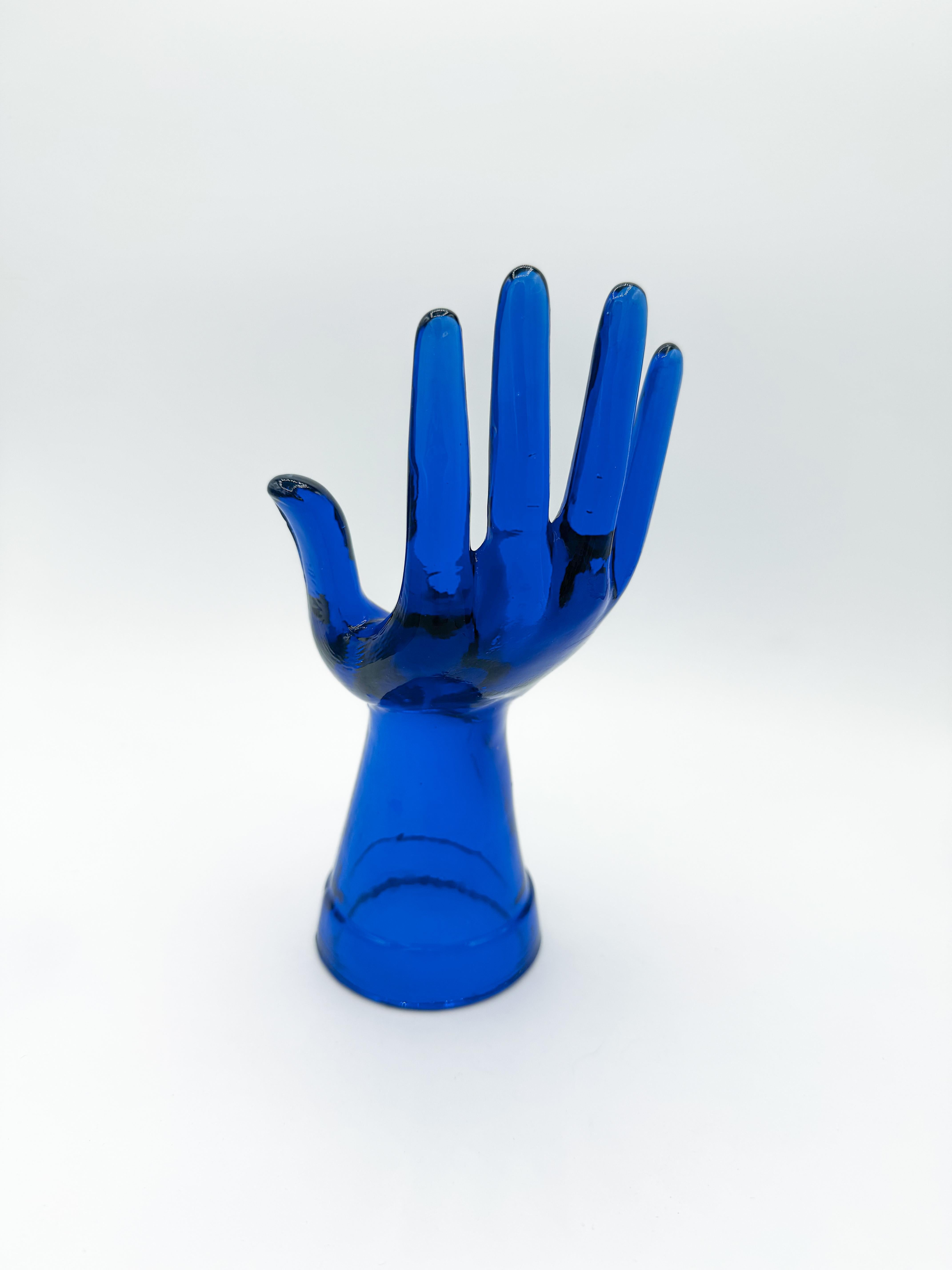 Maniquí de cristal azul Mano de exhibición Años 60 Moderno de mediados de siglo en venta