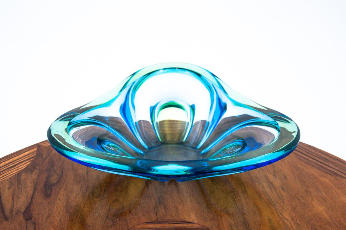 Blue and green fruit / candy plate.

Very good condition

Dimensions: height 9 cm / width 32 cm / depth 30.5 cm.