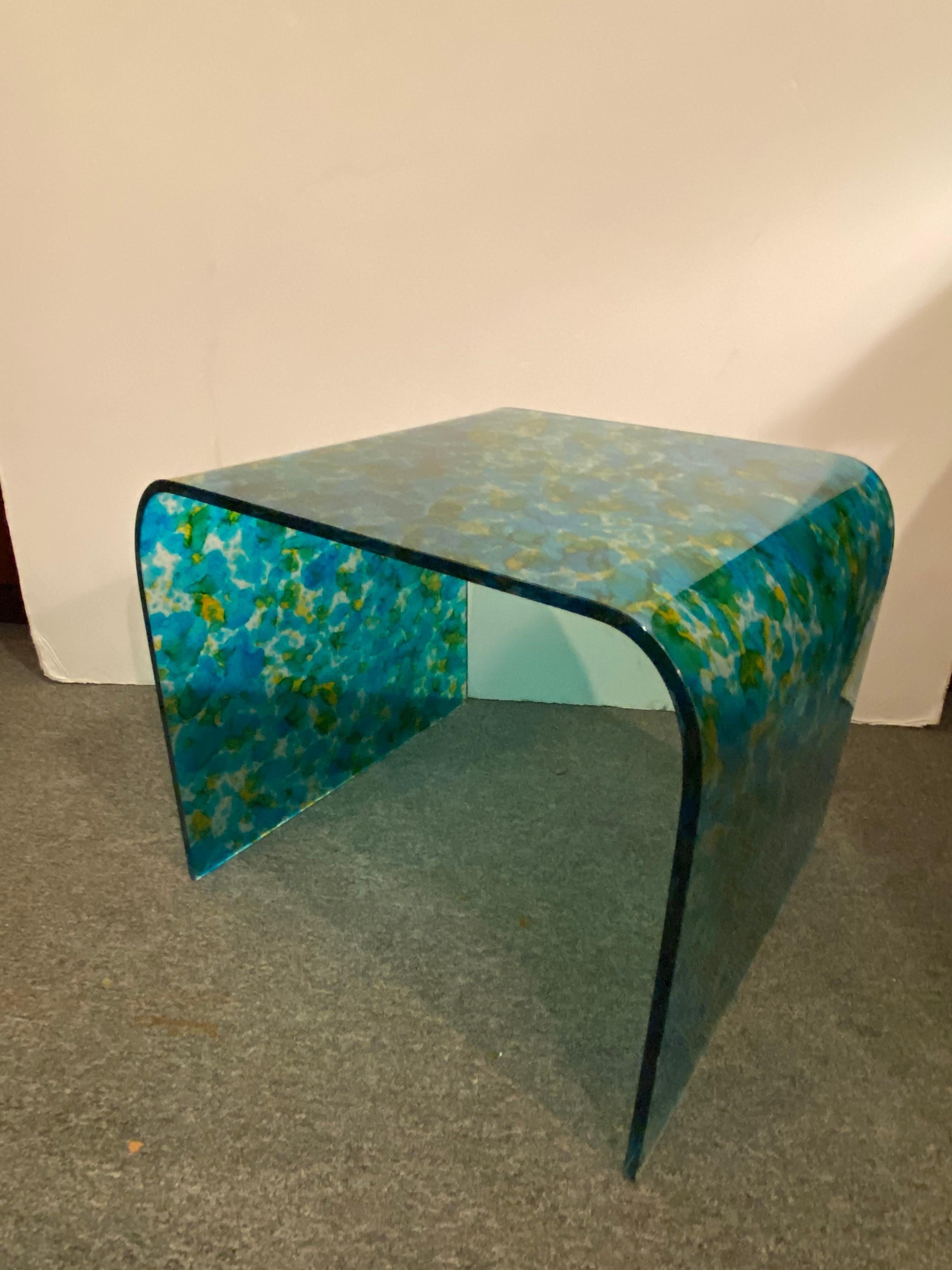 Blue Glass nesting tables In Good Condition For Sale In Philadelphia, PA