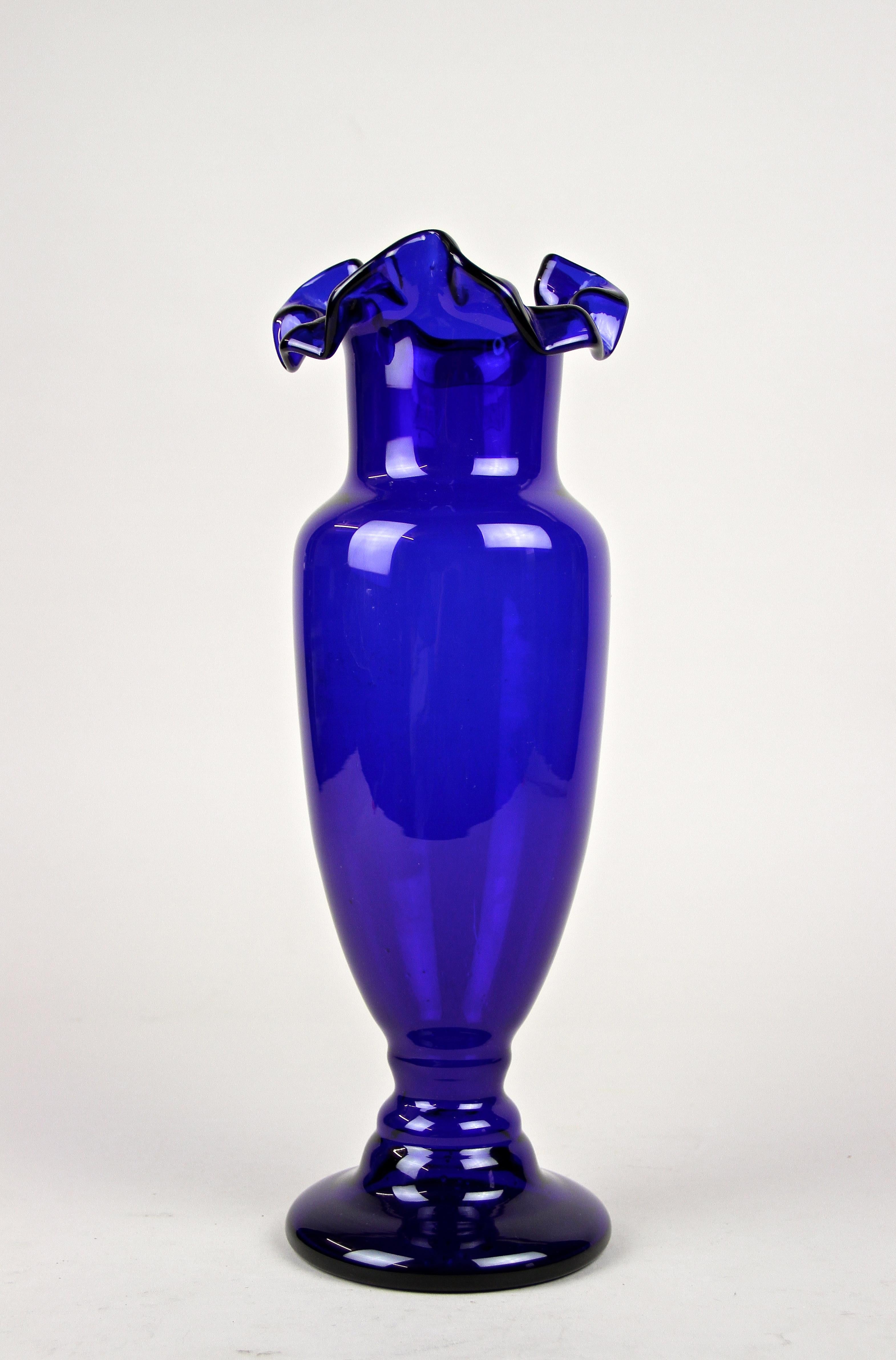 20th Century Blue Glass Vase Art Nouveau with Frilly Glass Top, Austria, circa 1900 For Sale