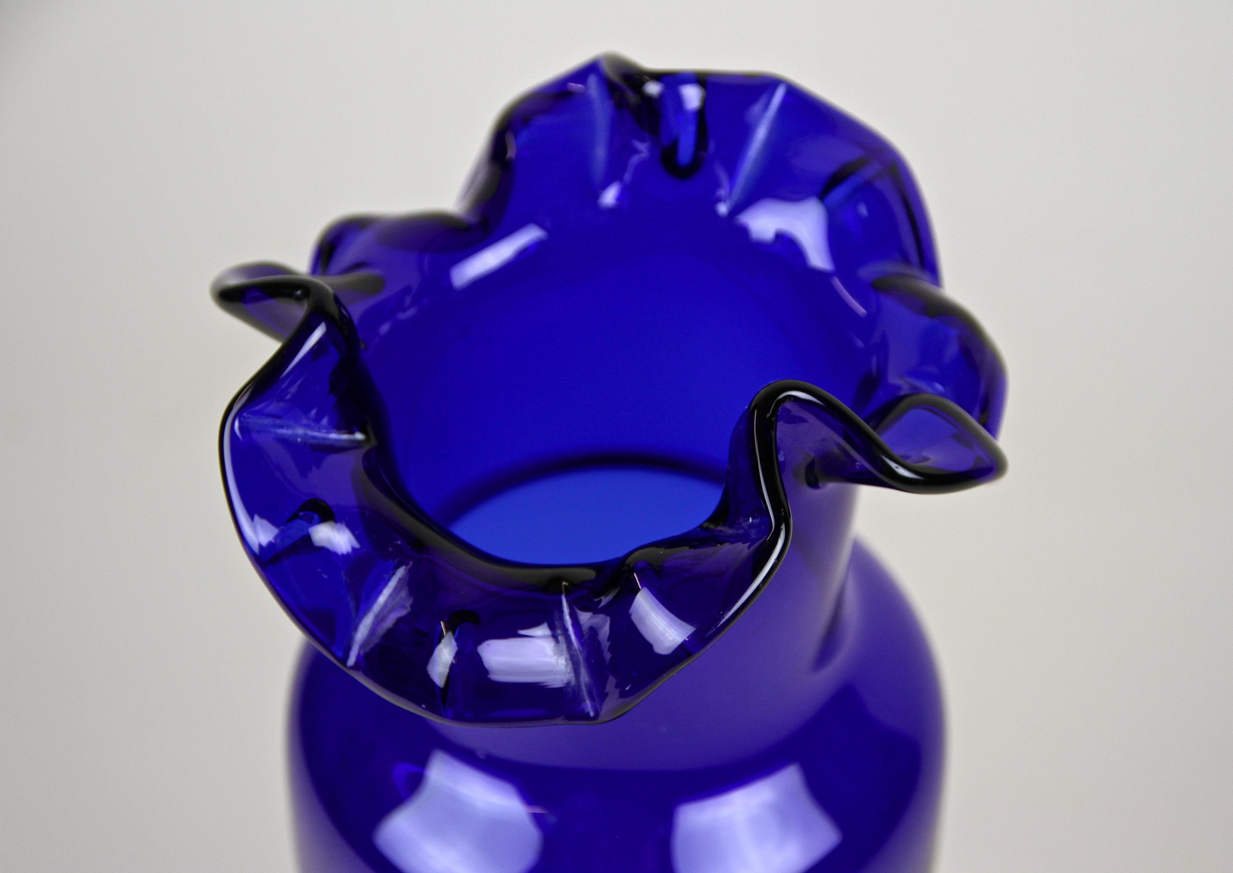 Blue Glass Vase Art Nouveau with Frilly Glass Top, Austria, circa 1900 For Sale 1