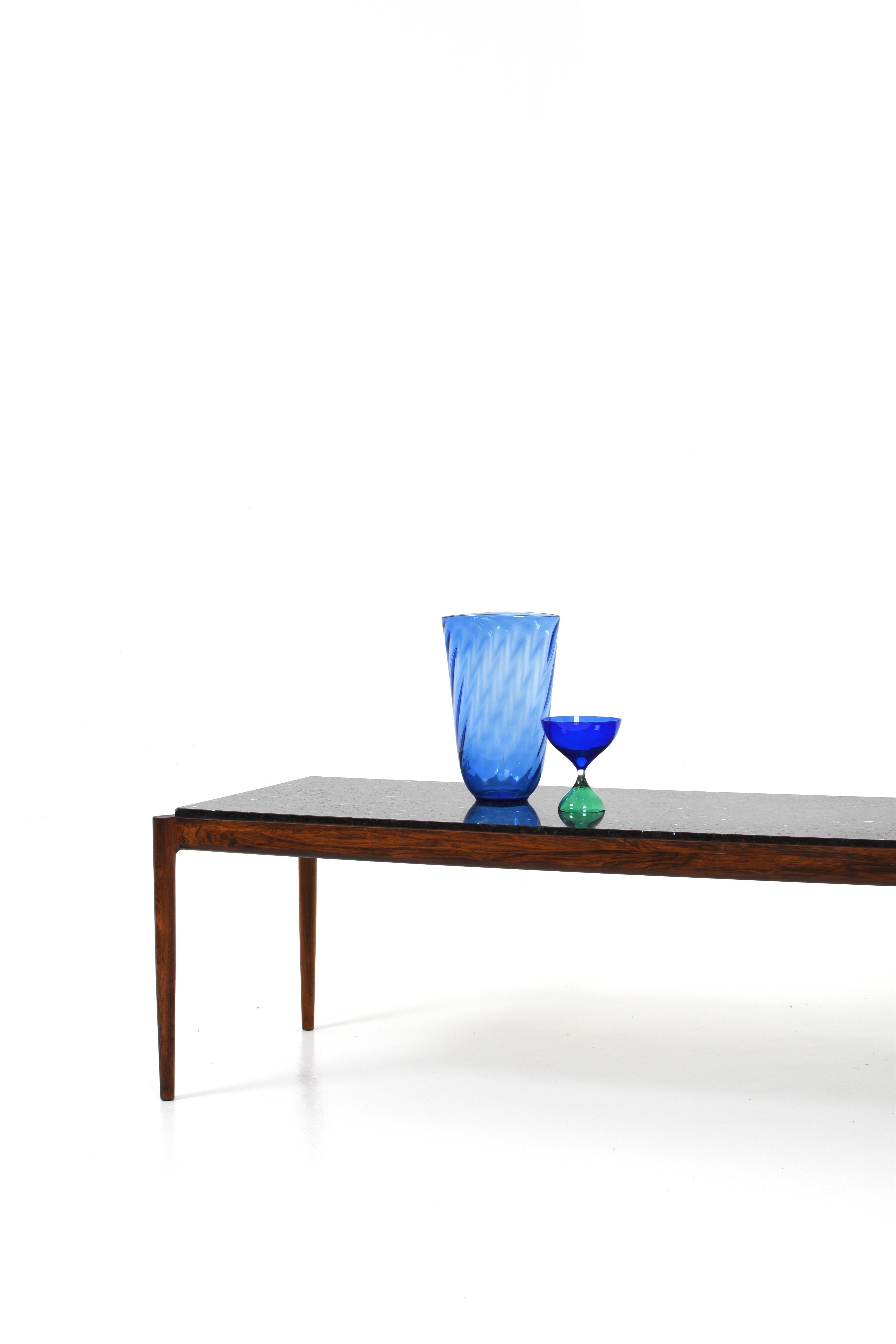 Art déco Vase en verre bleu de Monica Bratt pour Reijmyre Glasbruk, années 1930 en vente