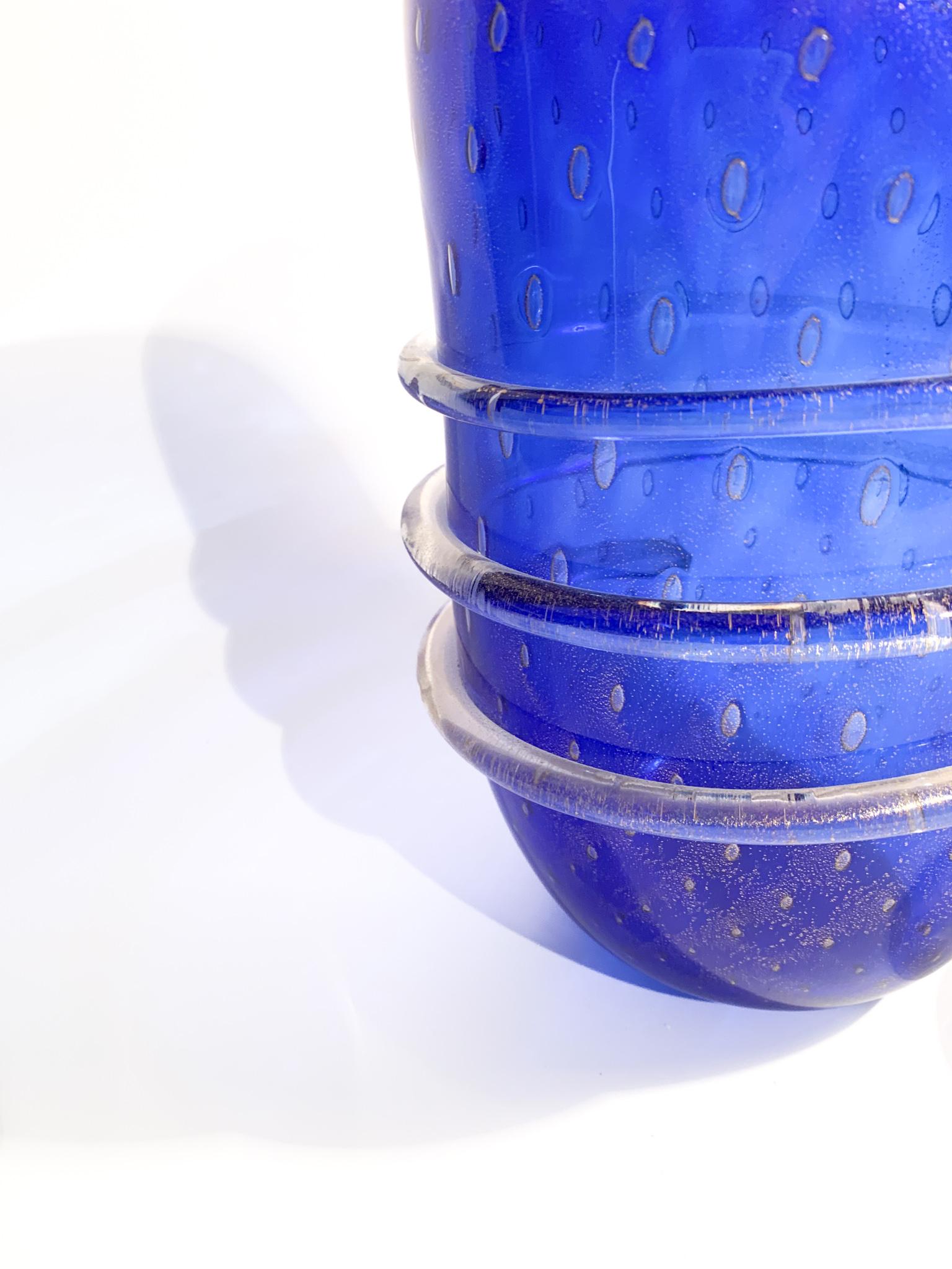Blue Glass Vase of the Doges of Murano with Gold Leaf from the 1980s For Sale 8