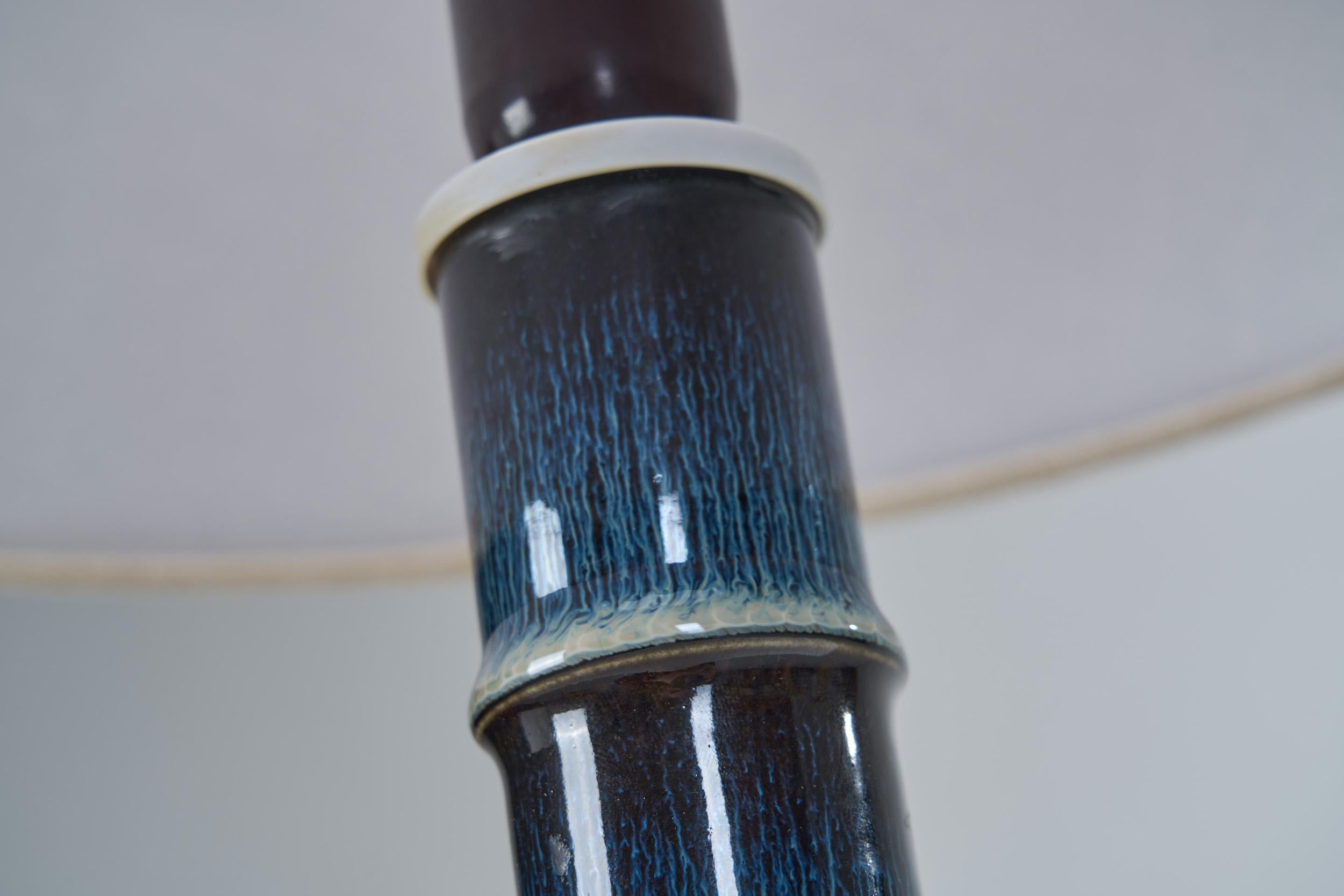 Tischlampe aus blau glasiertem Steingut von Carl-Harry Stålhane, Schweden 1960er Jahre im Angebot 5