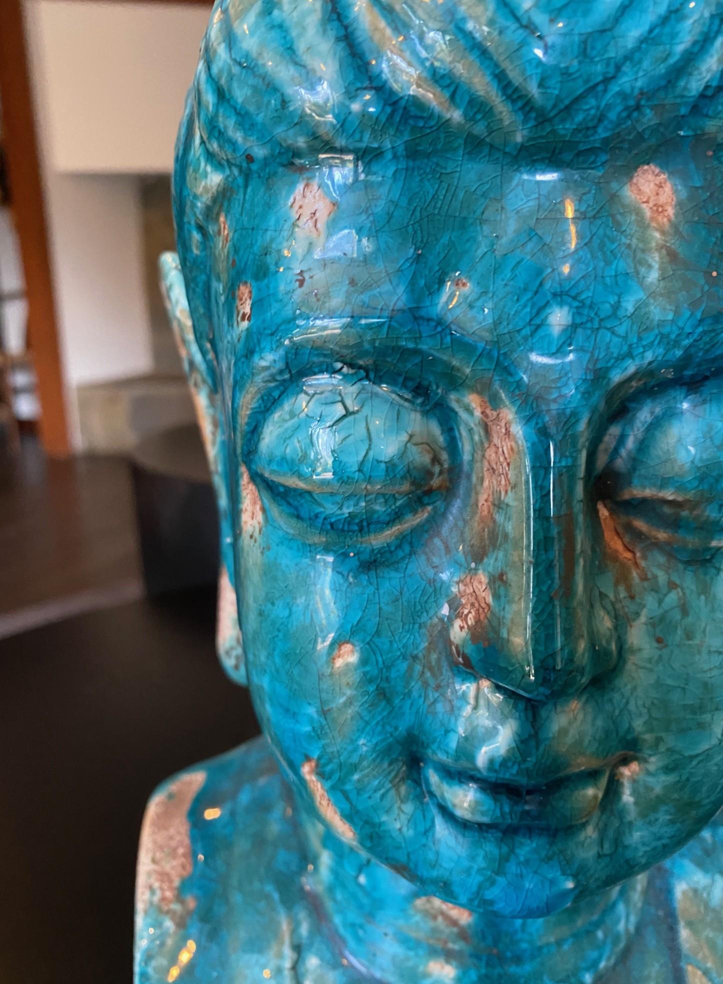 Sculpture de Bouddha en céramique émaillée bleue à la manière d'Aldo Londi Bitossi Bon état - En vente à Studio City, CA