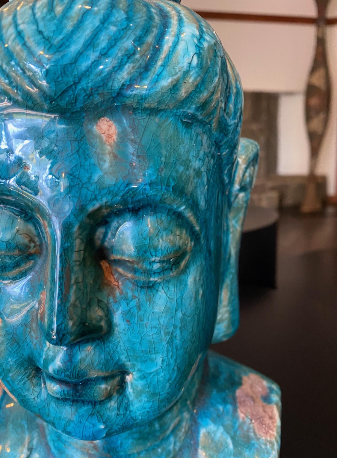 20ième siècle Sculpture de Bouddha en céramique émaillée bleue à la manière d'Aldo Londi Bitossi en vente