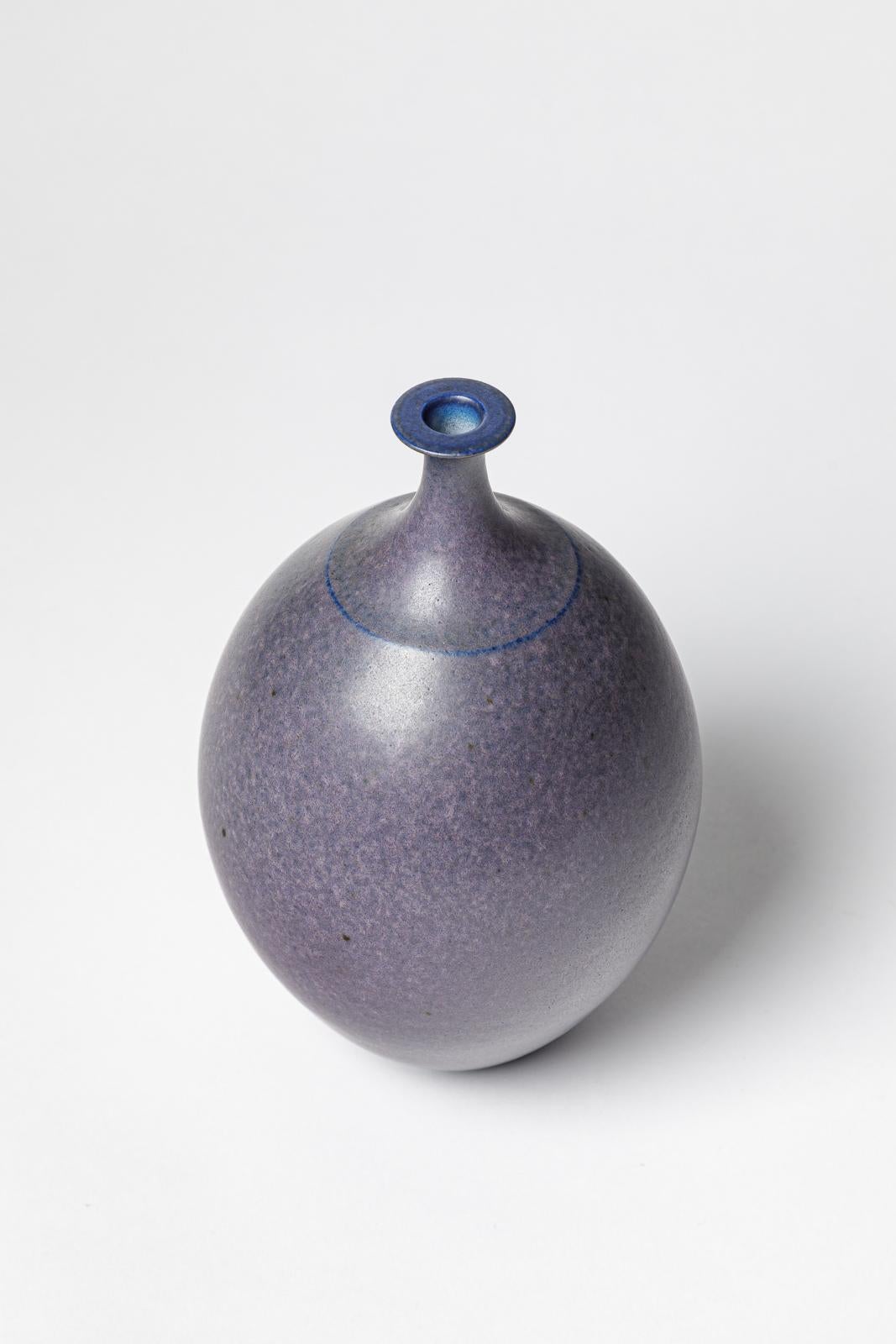 Vase en céramique émaillée bleue de Robert Deblander, vers 1990. Excellent état - En vente à Saint-Ouen, FR