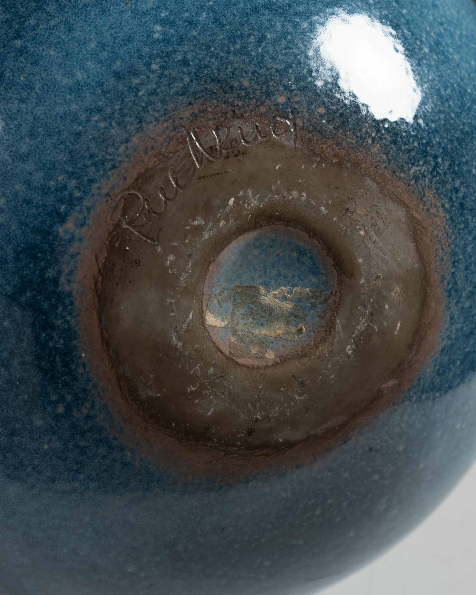 Blue glazed ceramic vase Jacques (1926–2008) and Dani (1933–2010) Ruelland In Excellent Condition For Sale In Saint-Ouen, FR