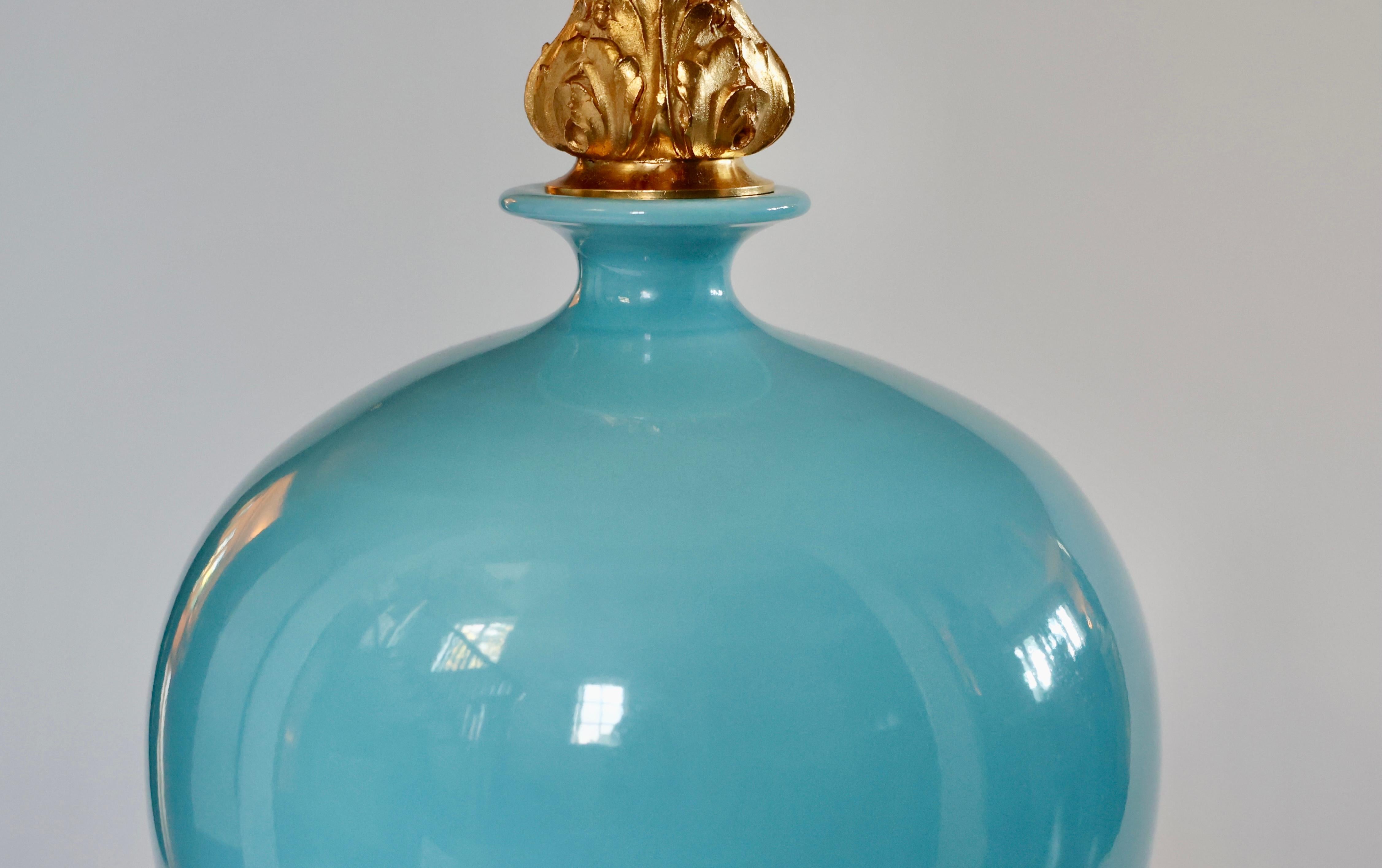 XXIe siècle et contemporain Lampes porcelaine émaillée bleue en vente