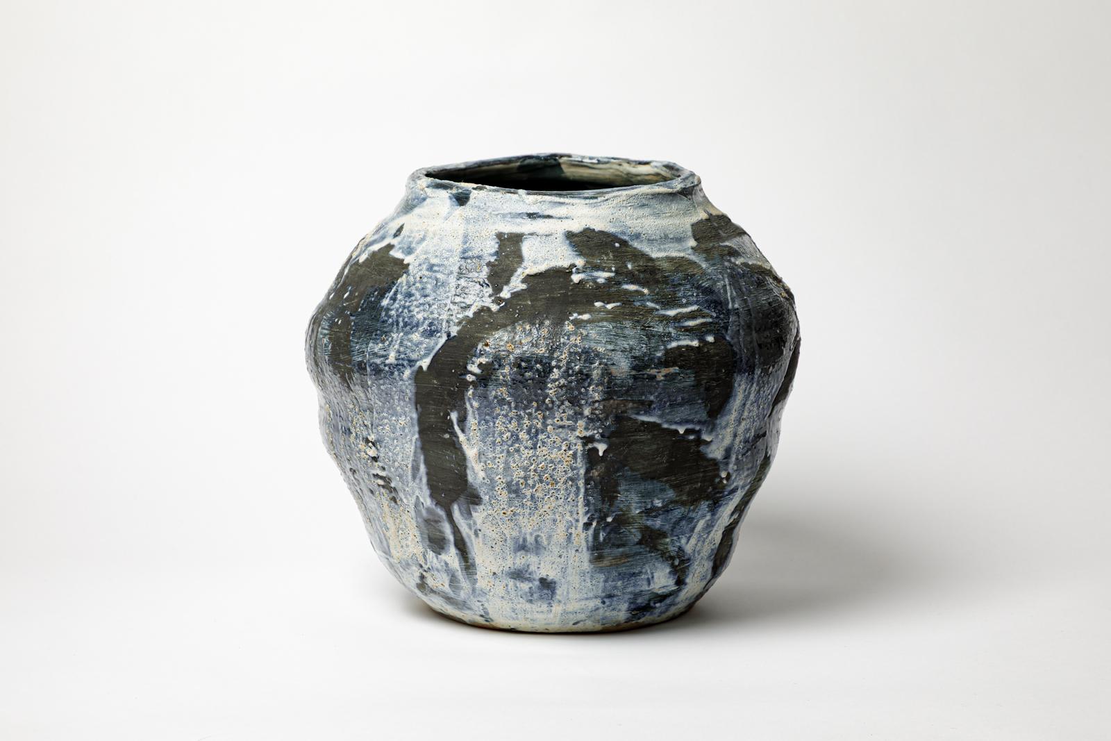Jarrón de gres esmaltado azul de Brigitte Pénicaud, hacia 2015. Francés en venta