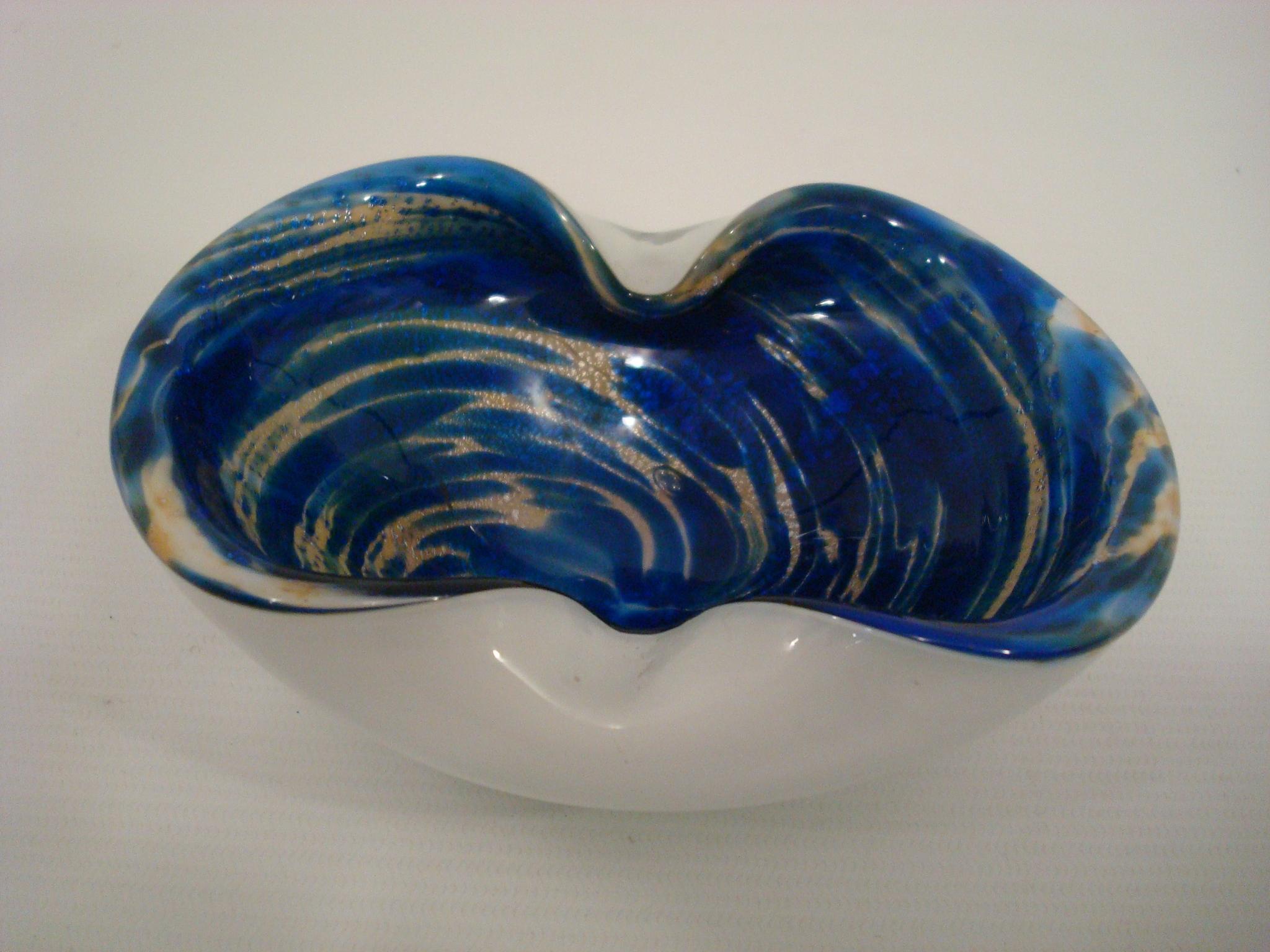 Italian Blue & Gold Murano Art Glass Ashtray Jewelry Dish / Vide-Poche by Barbini, Italy For Sale