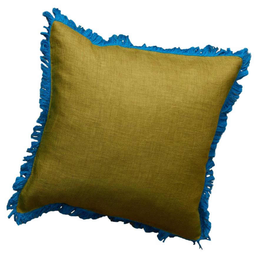 Coussin en coton bleu gazon et vert avec finition à franges faite à la main en vente