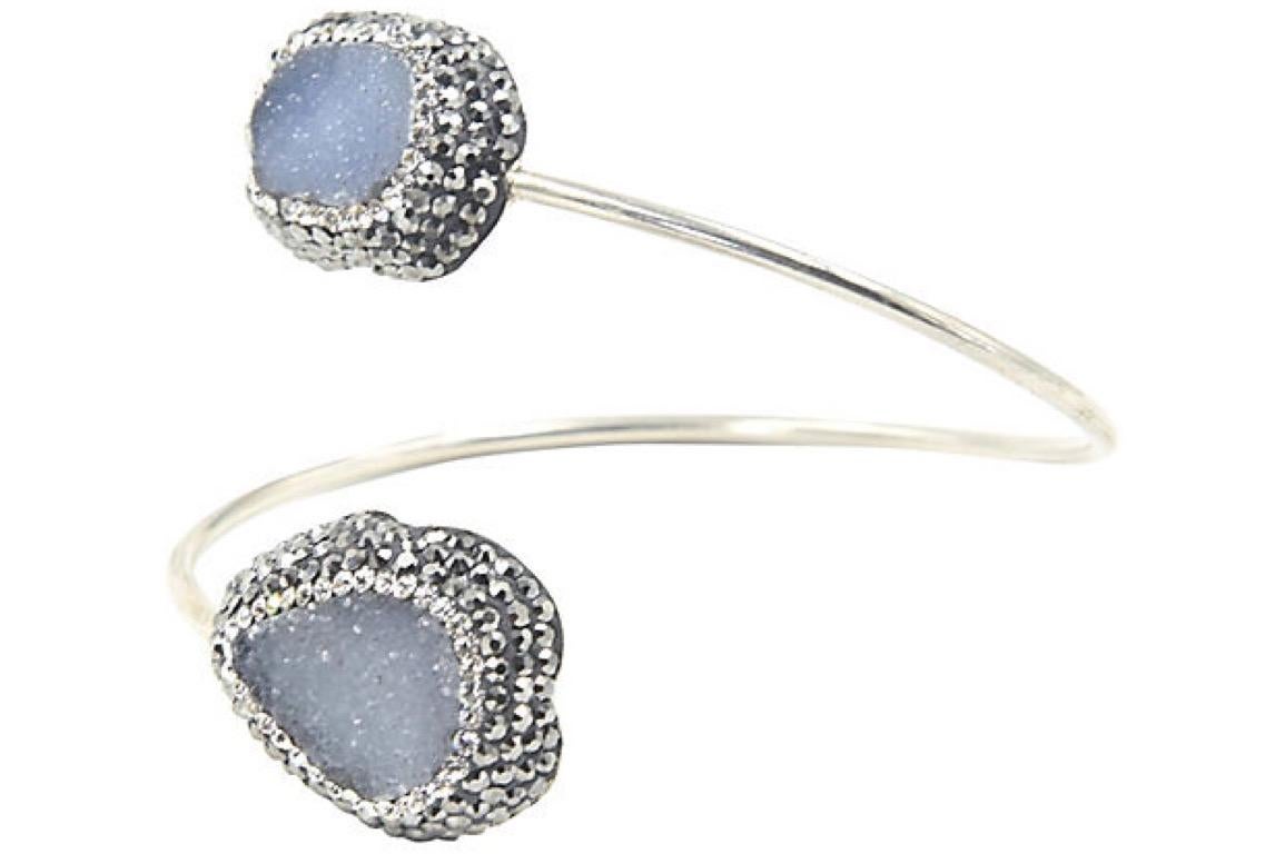 Blue Gray Druzy Crystal Silver Bracelet and Earrings In Good Condition For Sale In Miami Beach, FL