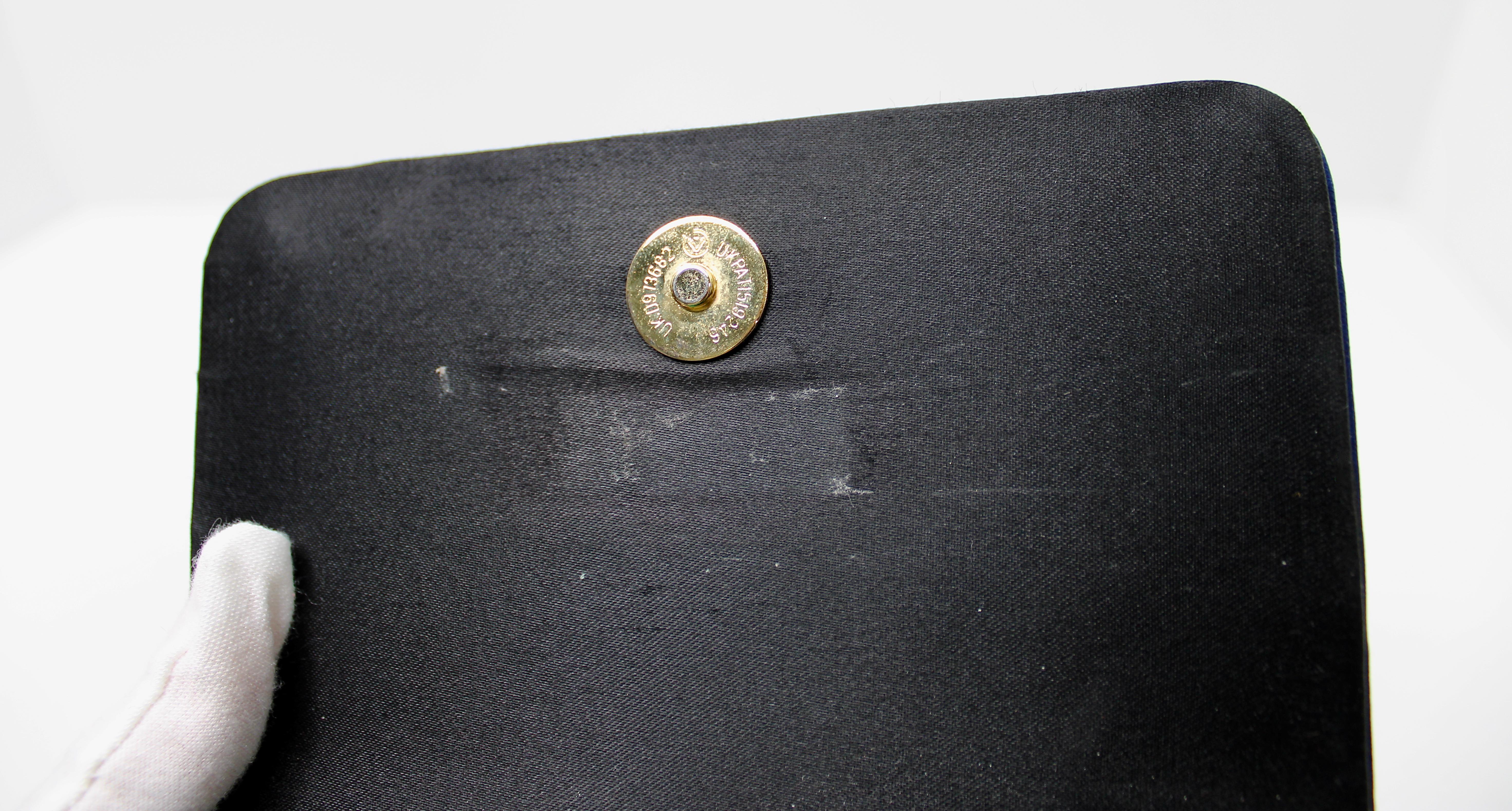 Blue & Green Blossom Silk Handbag With Cloisonné Beaded Handle circa 1960s en vente 5