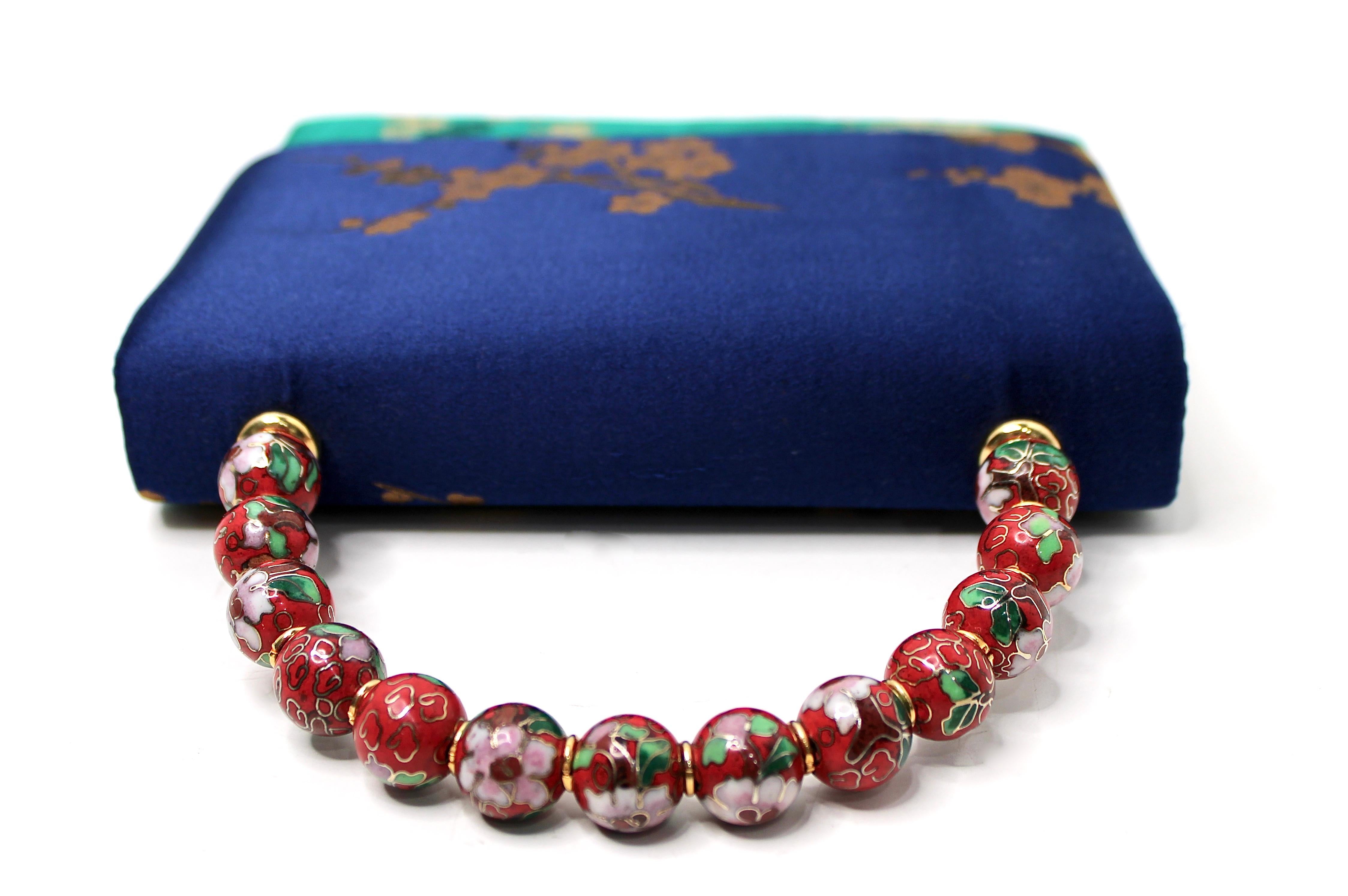 Blue & Green Blossom Silk Handbag With Cloisonné Beaded Handle circa 1960s en vente 1