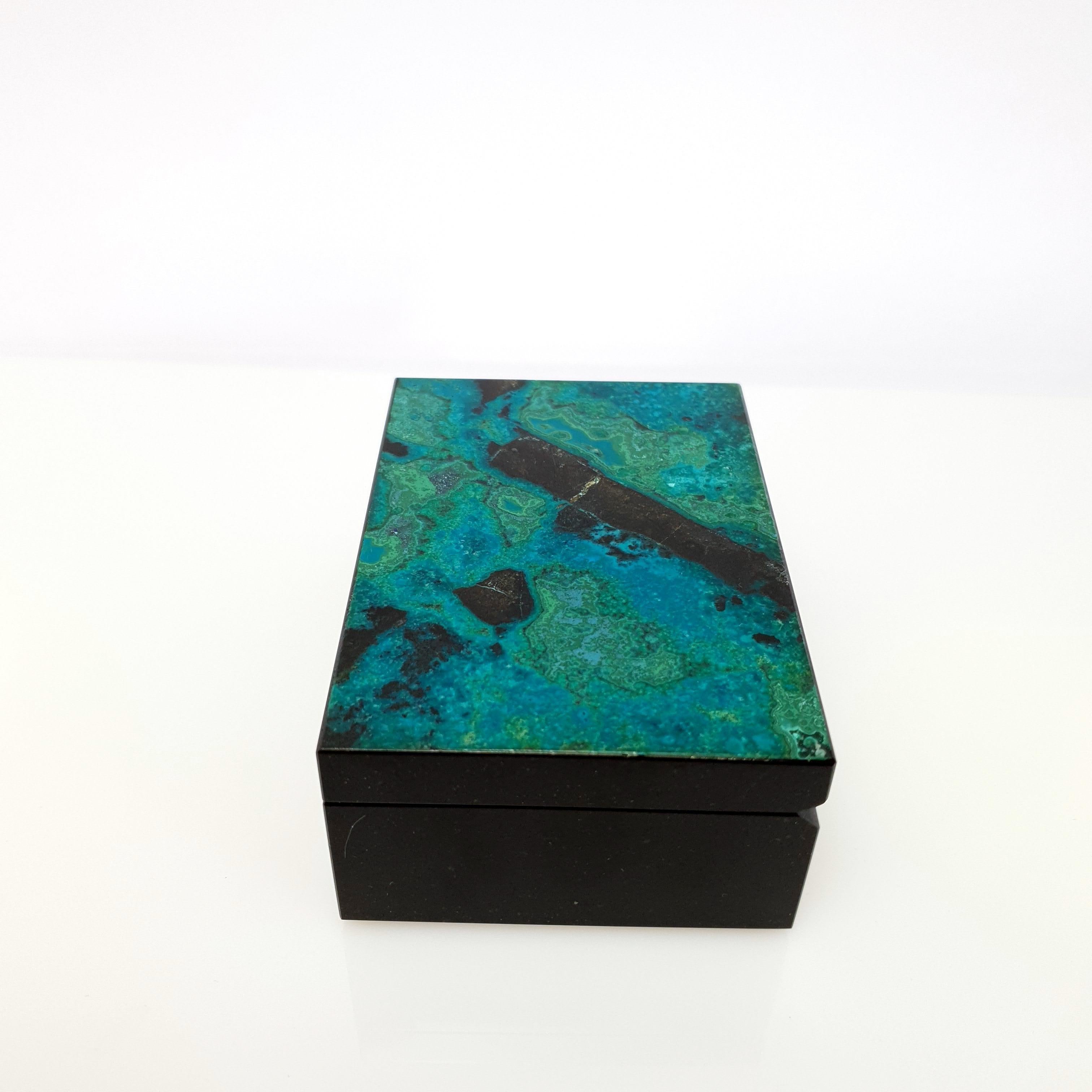 Women's or Men's Blue Green Chrysokoll & Malachite Decorative Jewelry Gemstone Box For Sale